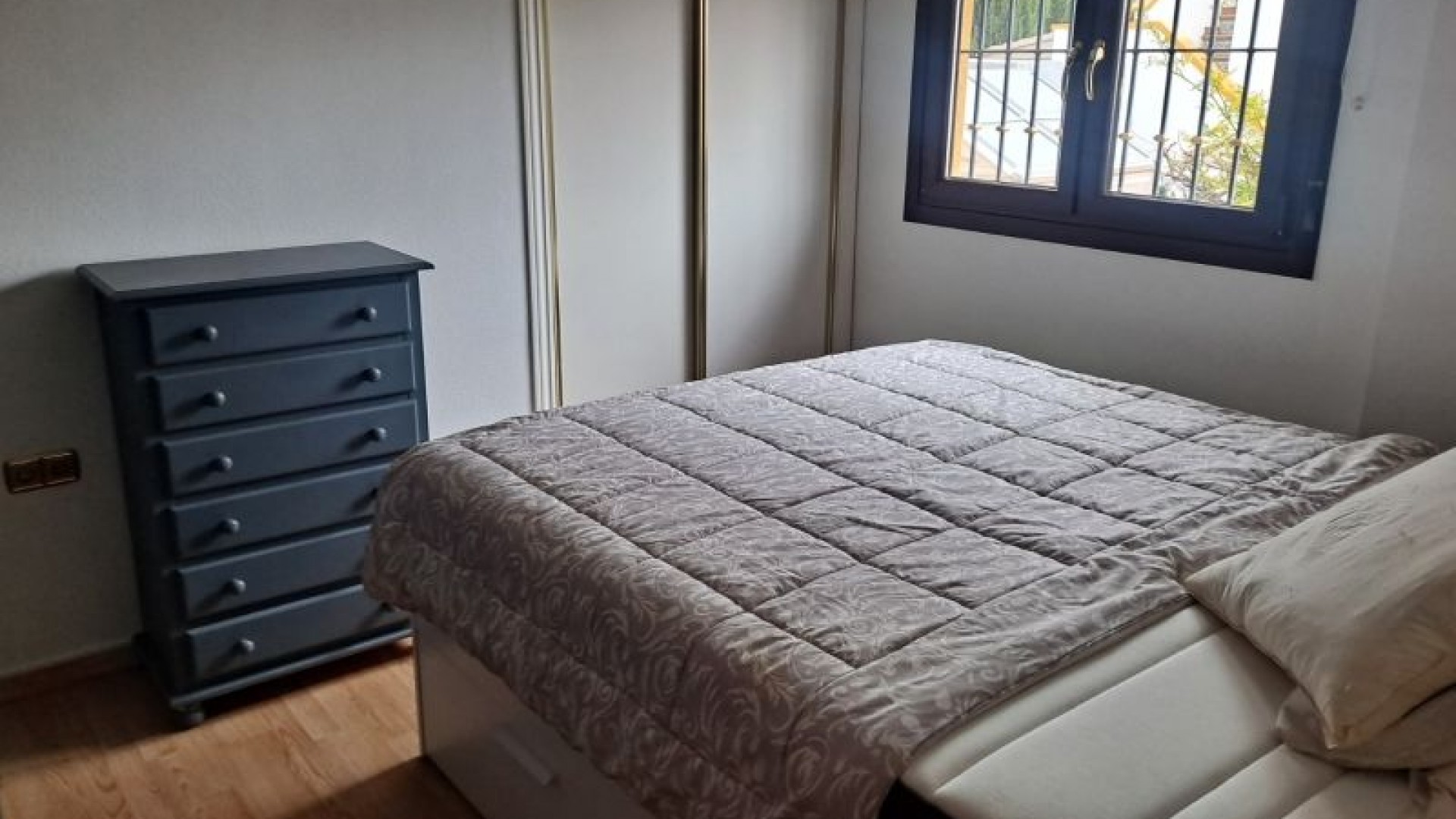 Resale - Freistehende Villa -
Hondón de las Nieves