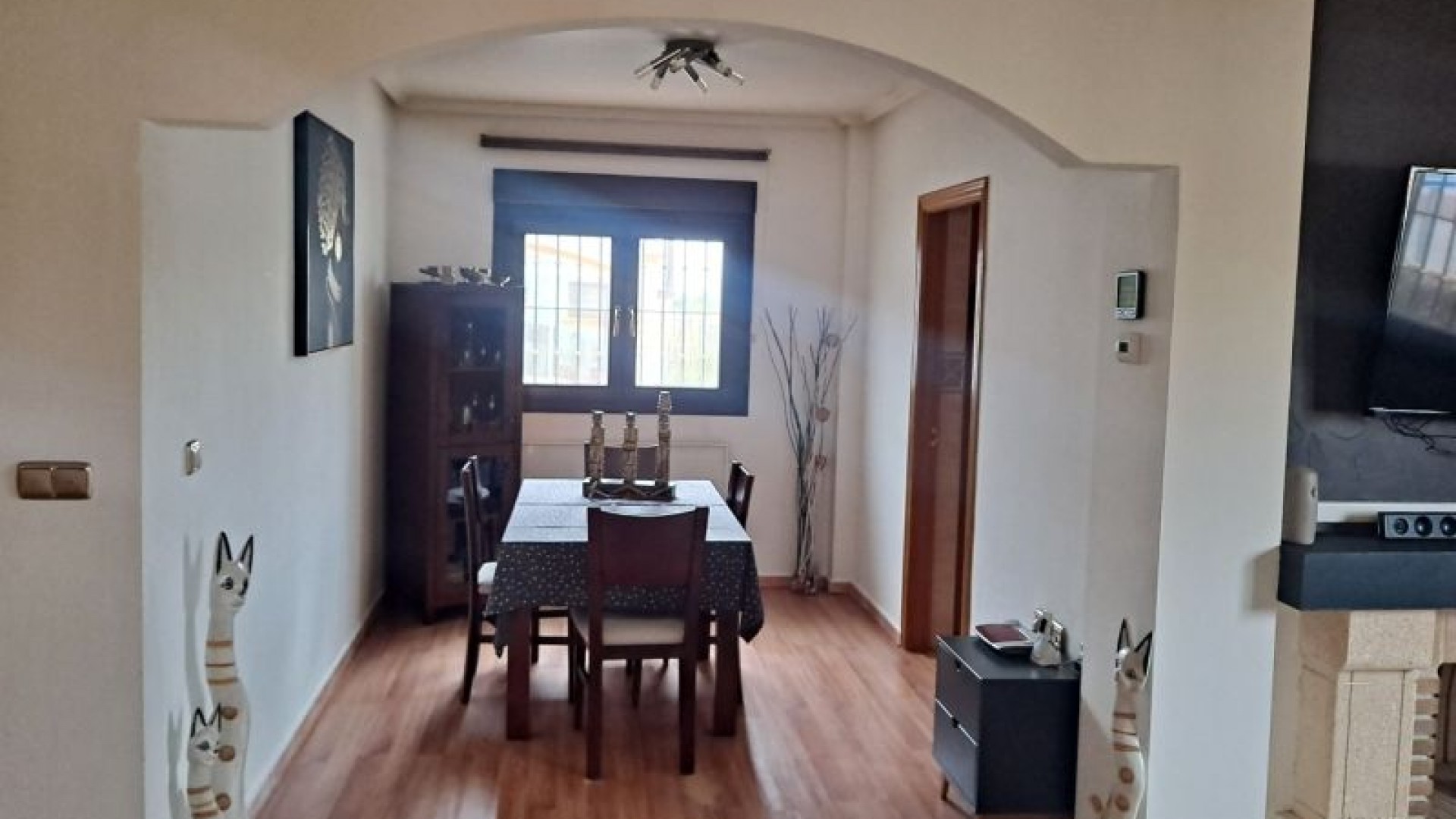 Resale - Freistehende Villa -
Hondón de las Nieves