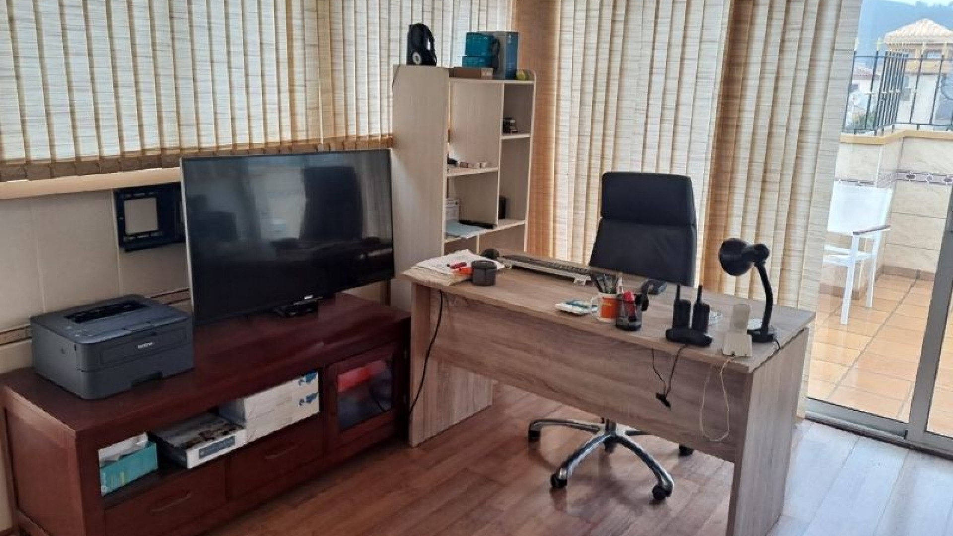 Resale - Freistehende Villa -
Hondón de las Nieves