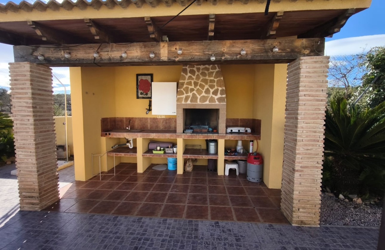 Resale - Freistehende Villa -
Hondón de los Fráiles - Inland