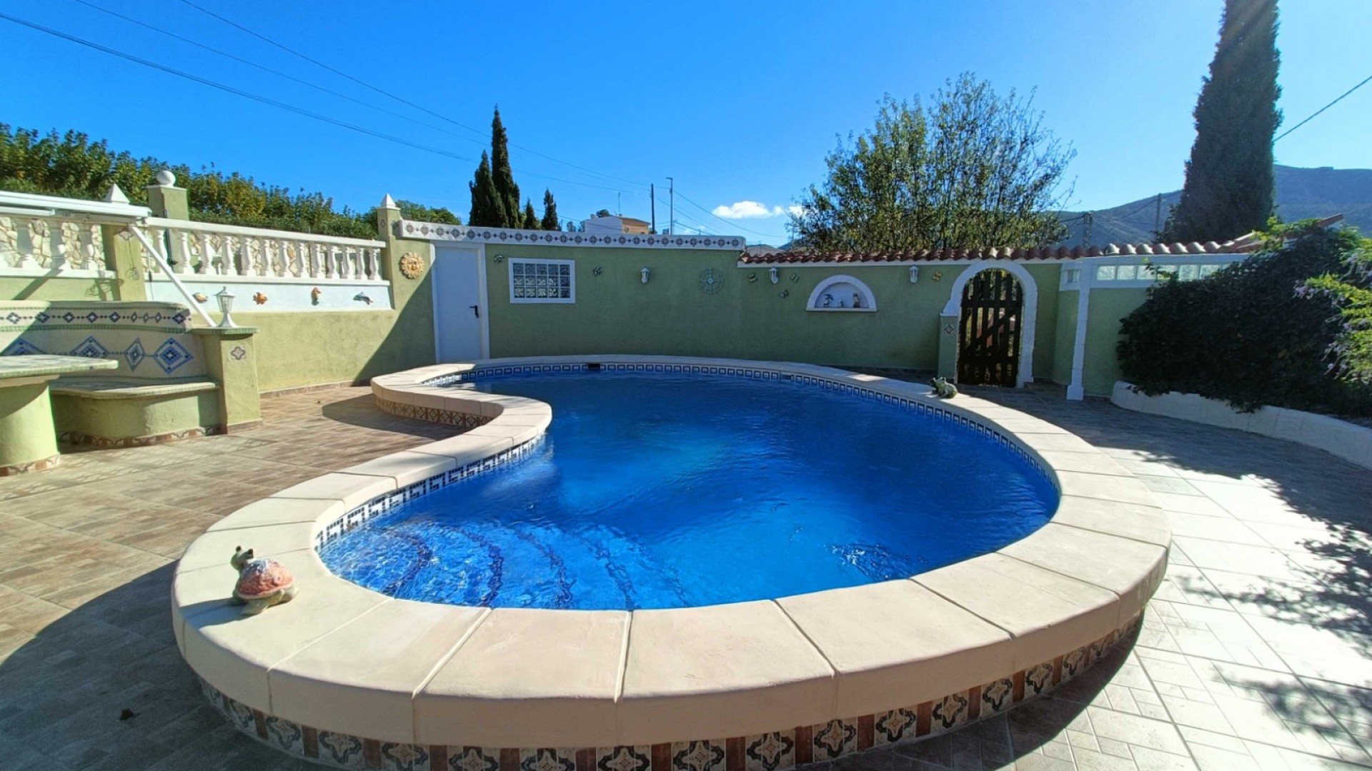 Resale - Freistehende Villa -
Hondón de los Fráiles