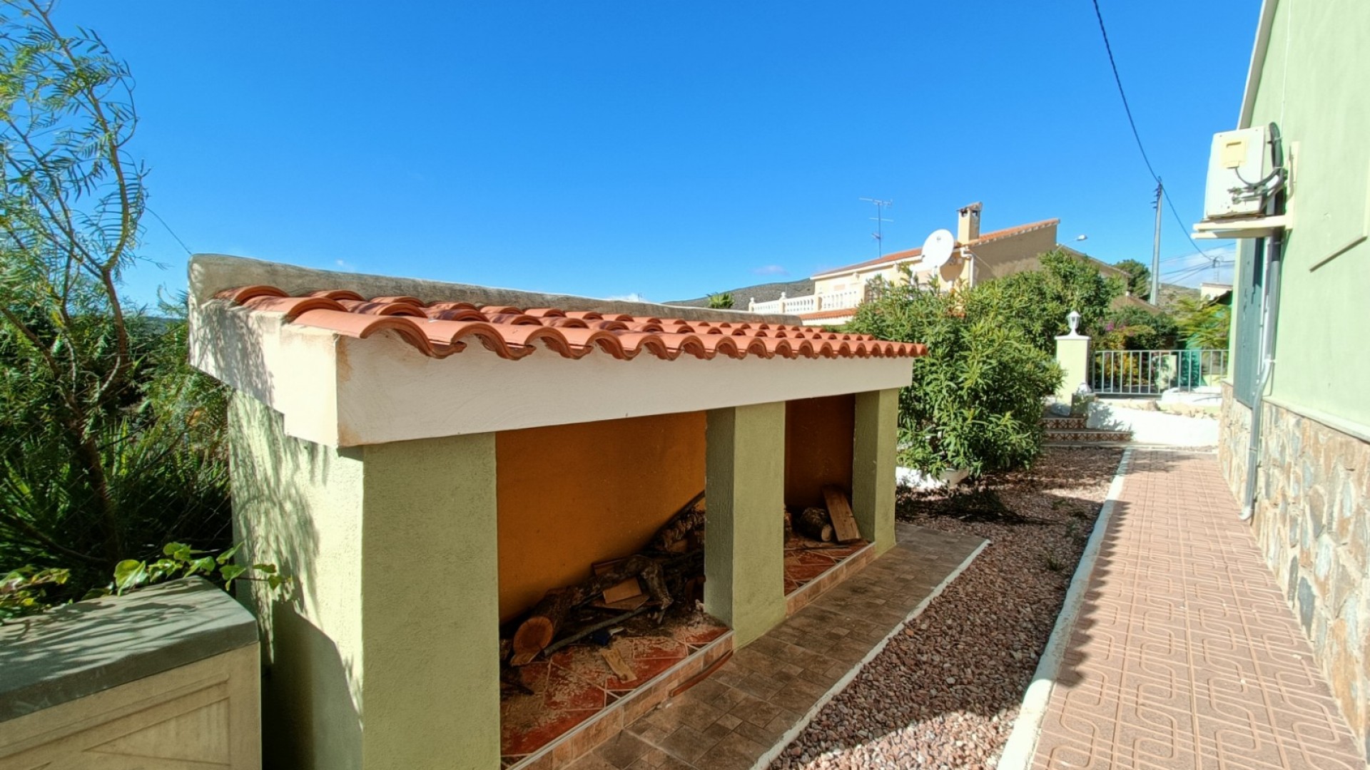 Resale - Freistehende Villa -
Hondón de los Fráiles