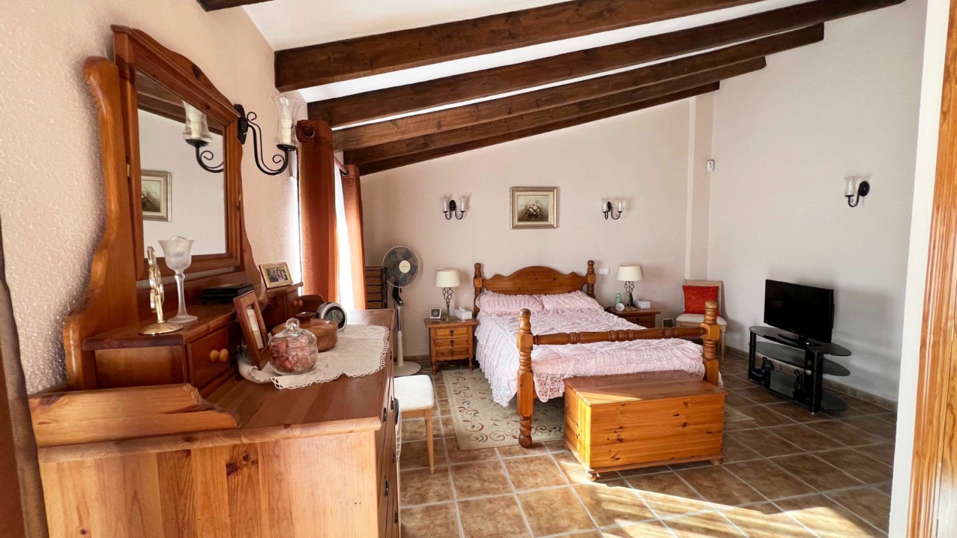 Resale - Freistehende Villa -
Hondón de los Fráiles