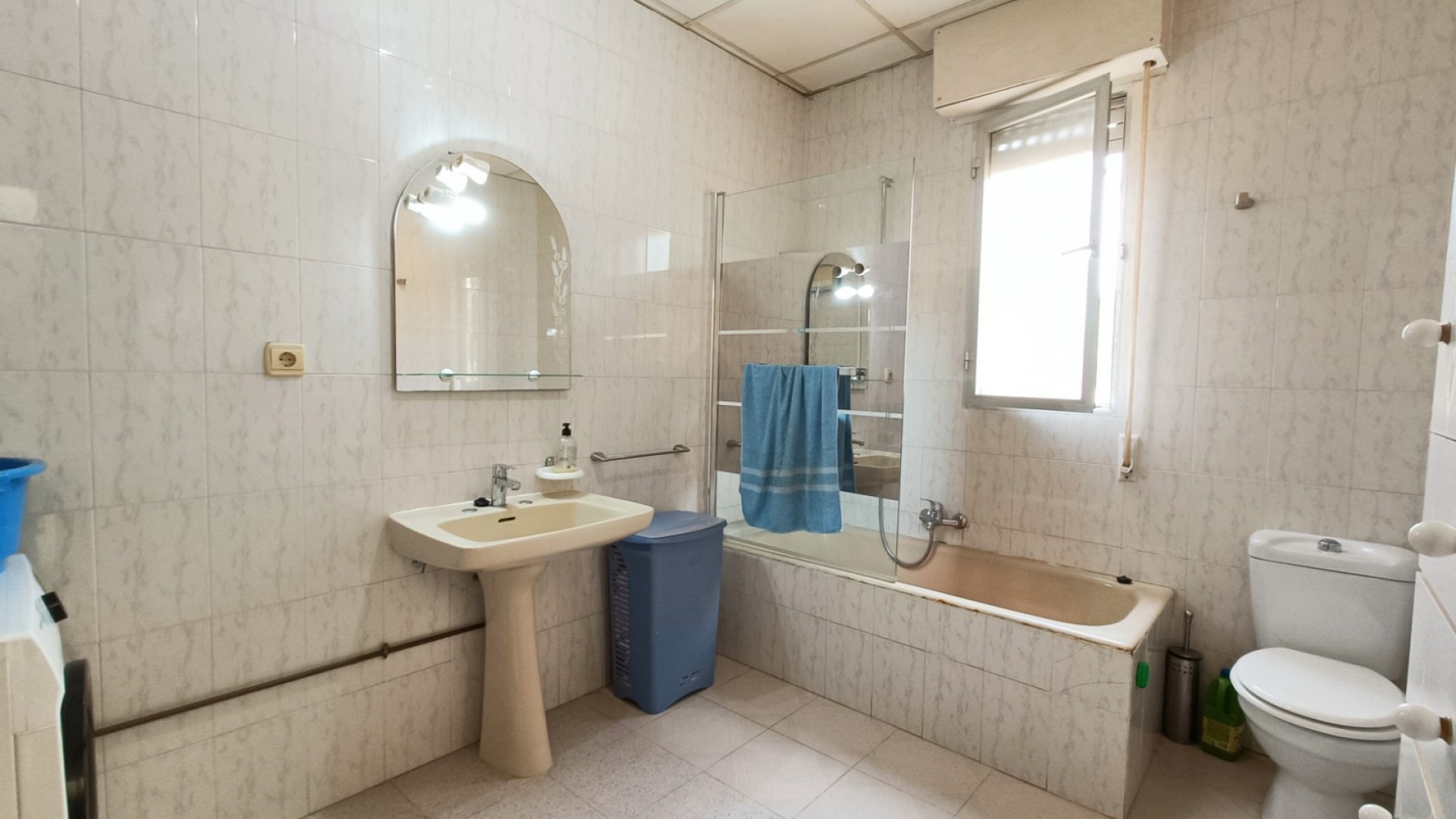 Resale - Freistehende Villa -
Hondón de los Fráiles