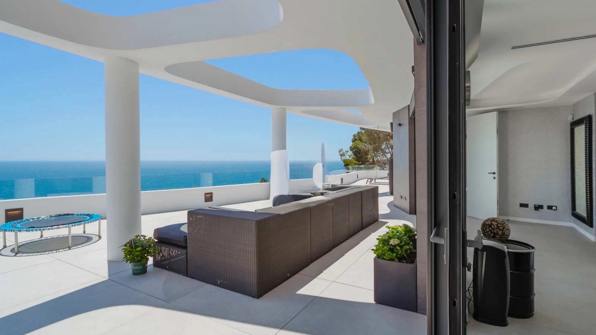 Resale - Freistehende Villa -
Jávea - Arenal