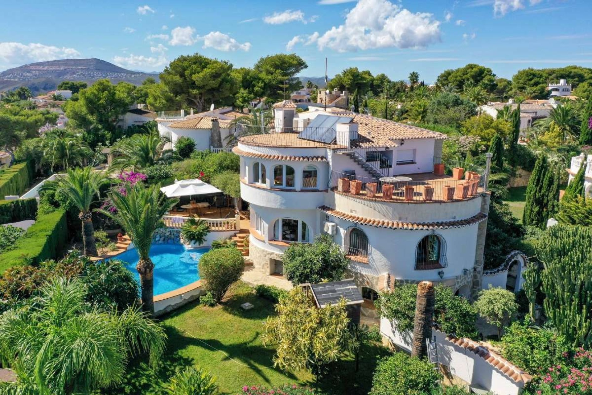 Resale - Freistehende Villa -
Jávea - Costa Blanca