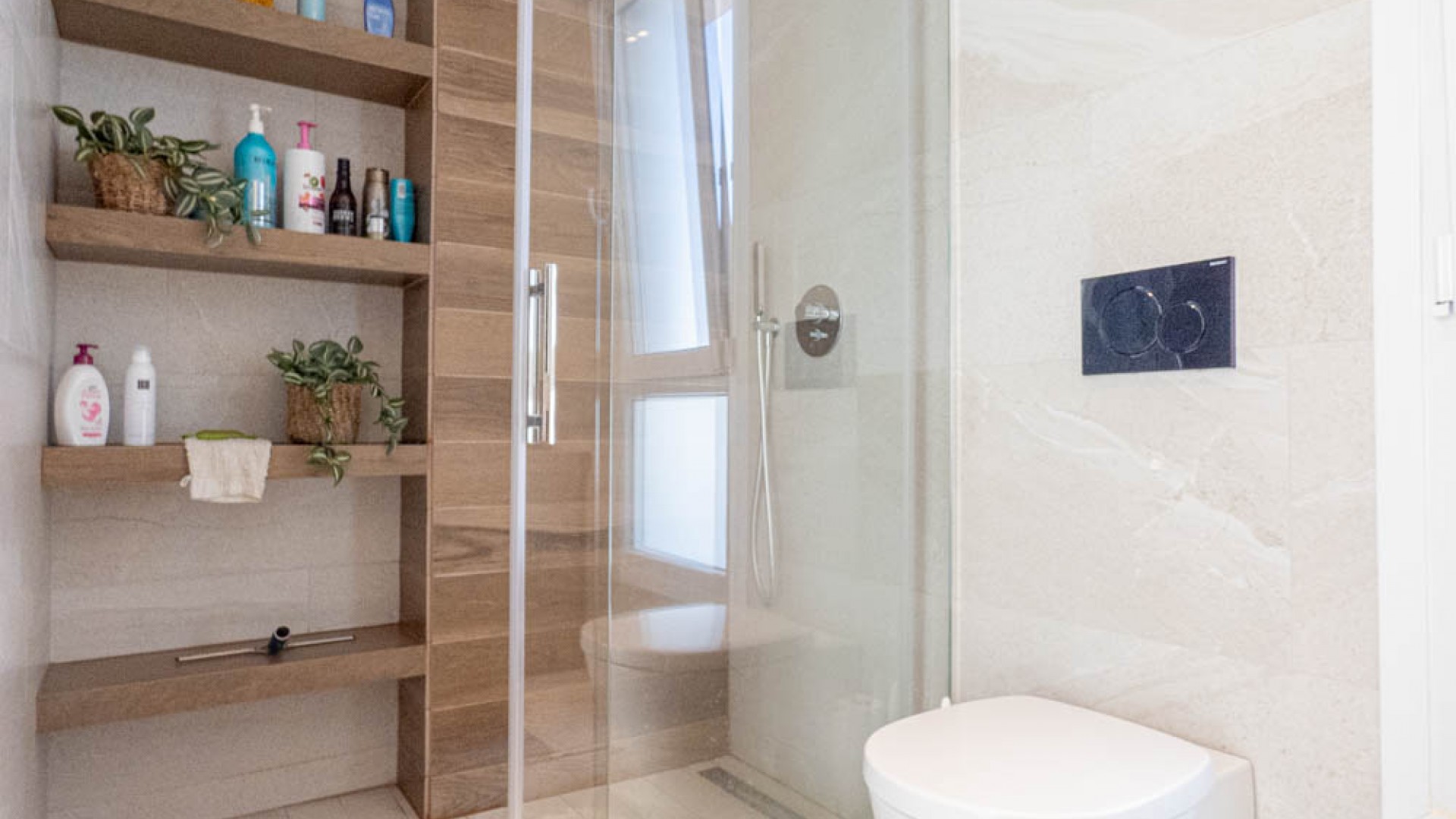 Resale - Freistehende Villa -
La Finca Golf - Algorfa