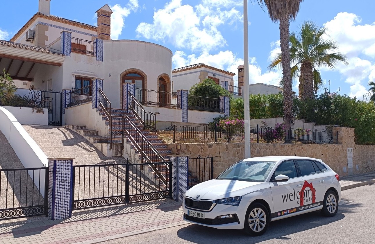 Resale - Freistehende Villa -
La Finca Golf - Algorfa