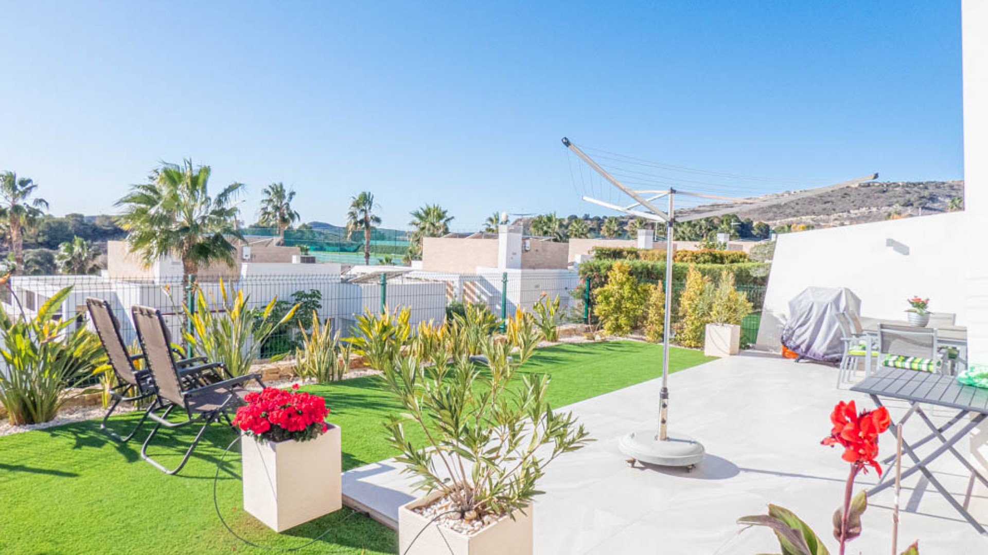 Resale - Freistehende Villa -
La Finca Golf - Algorfa
