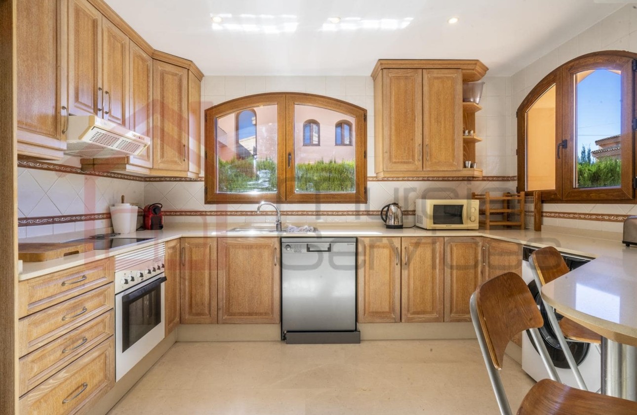 Resale - Freistehende Villa -
La Manga Club