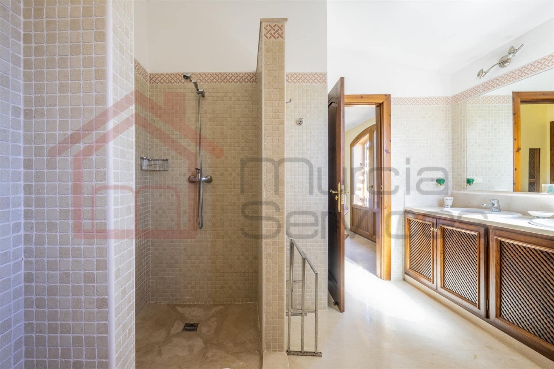 Resale - Freistehende Villa -
La Manga Club