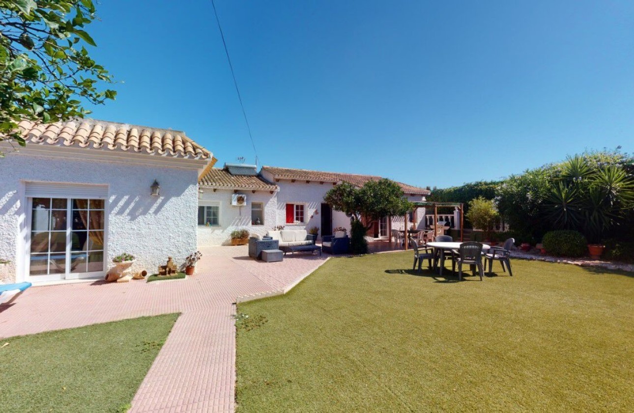 Resale - Freistehende Villa -
La Manga del Mar Menor - La Manga