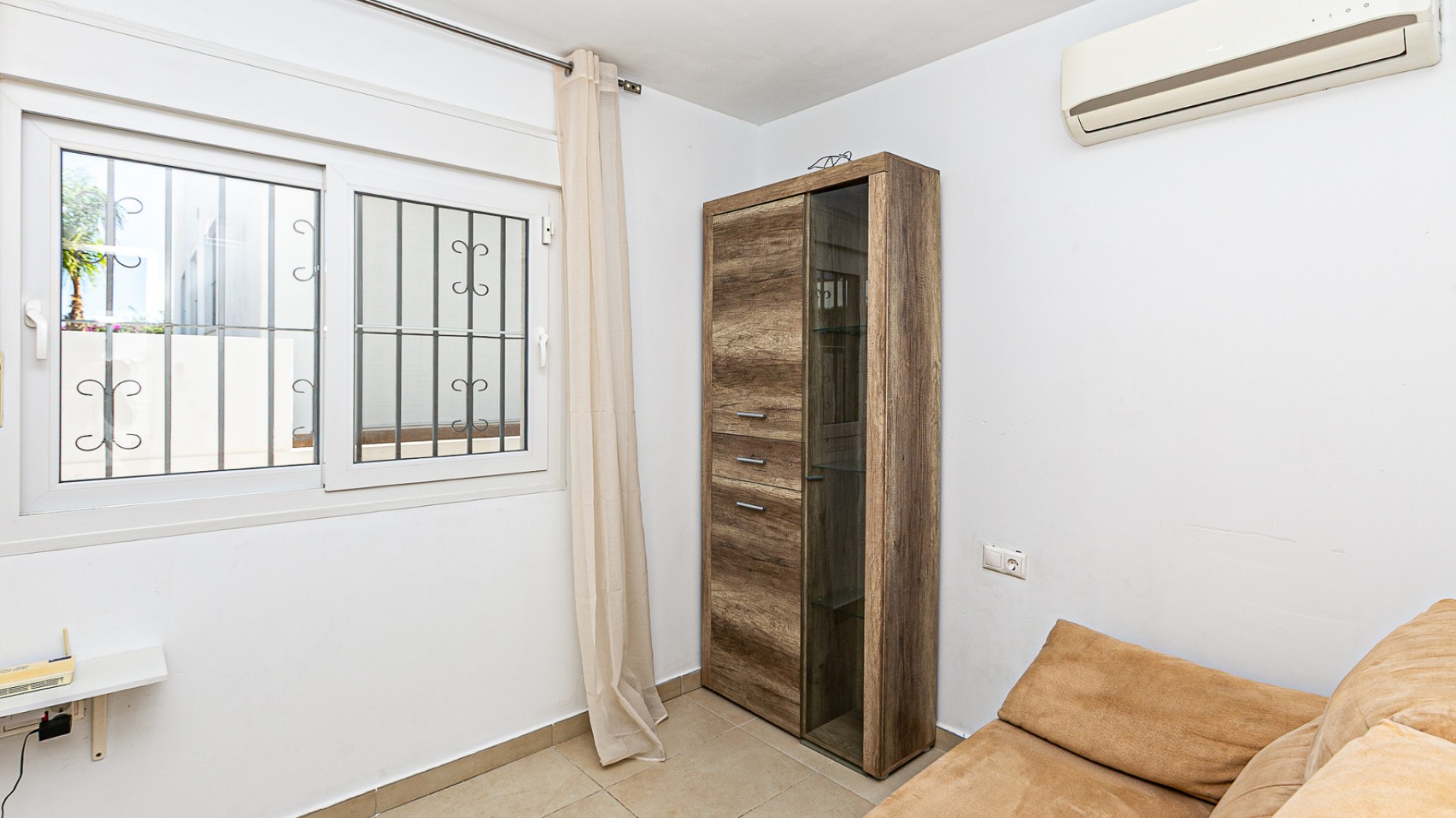 Resale - Freistehende Villa -
La Marina