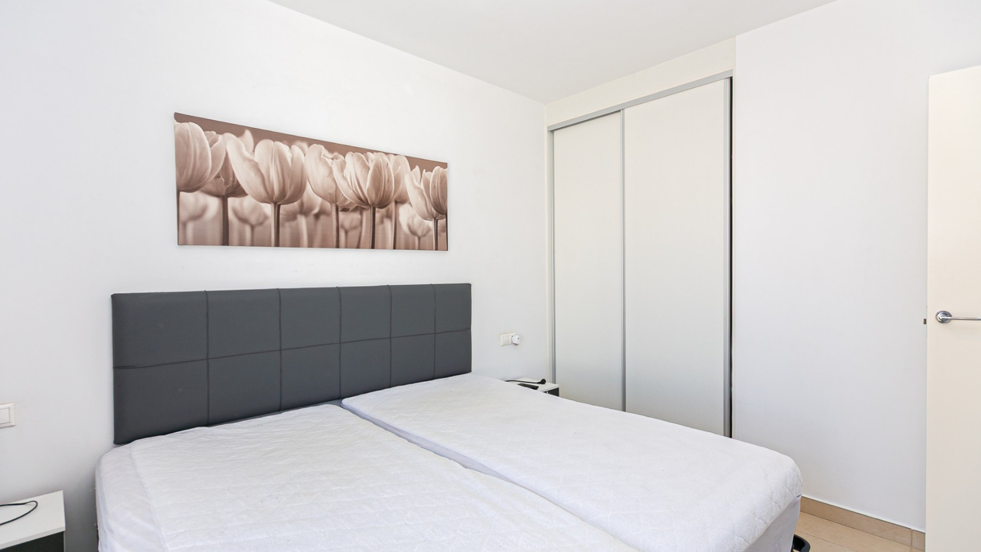 Resale - Freistehende Villa -
La Marina