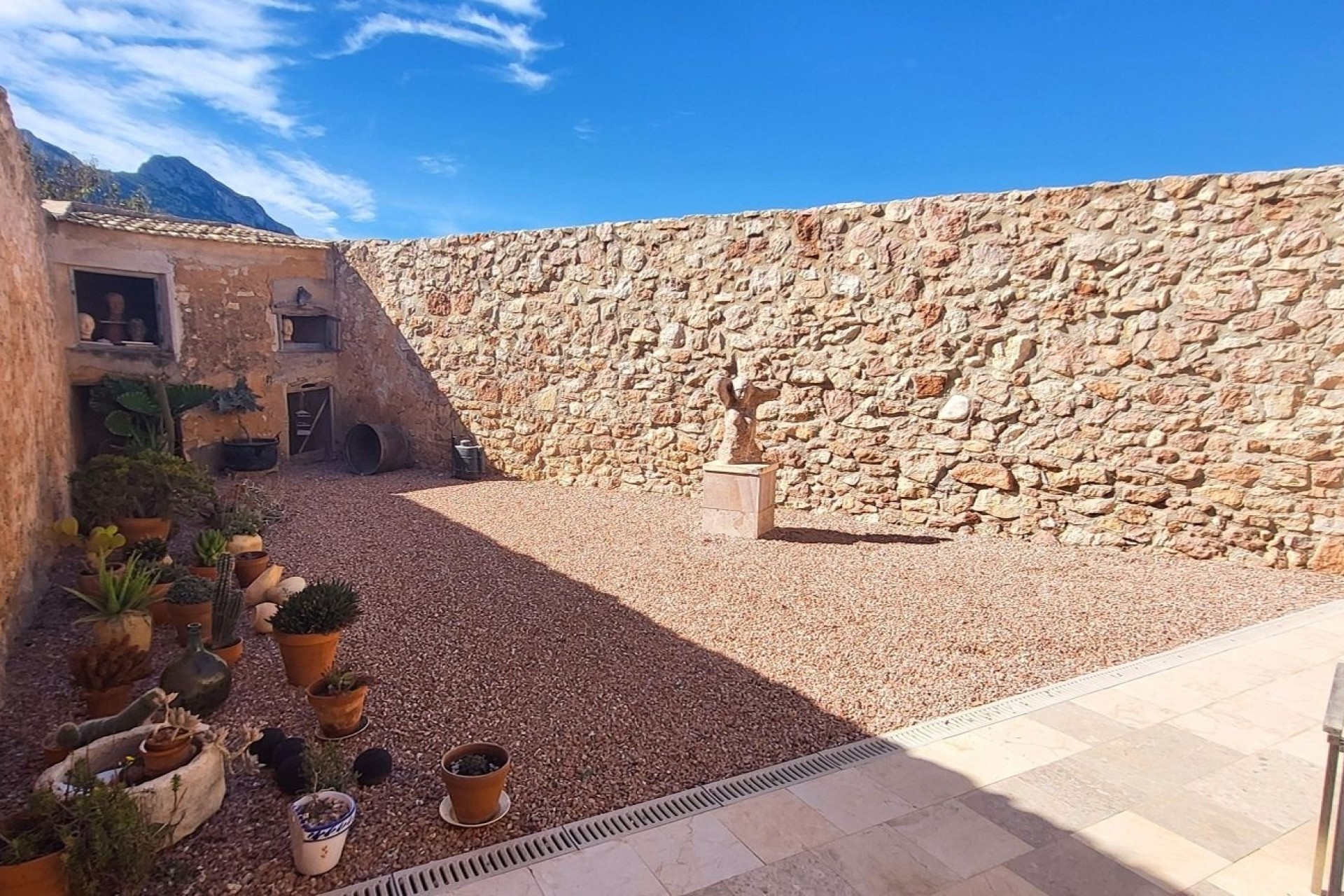 Resale - Freistehende Villa -
La Romana