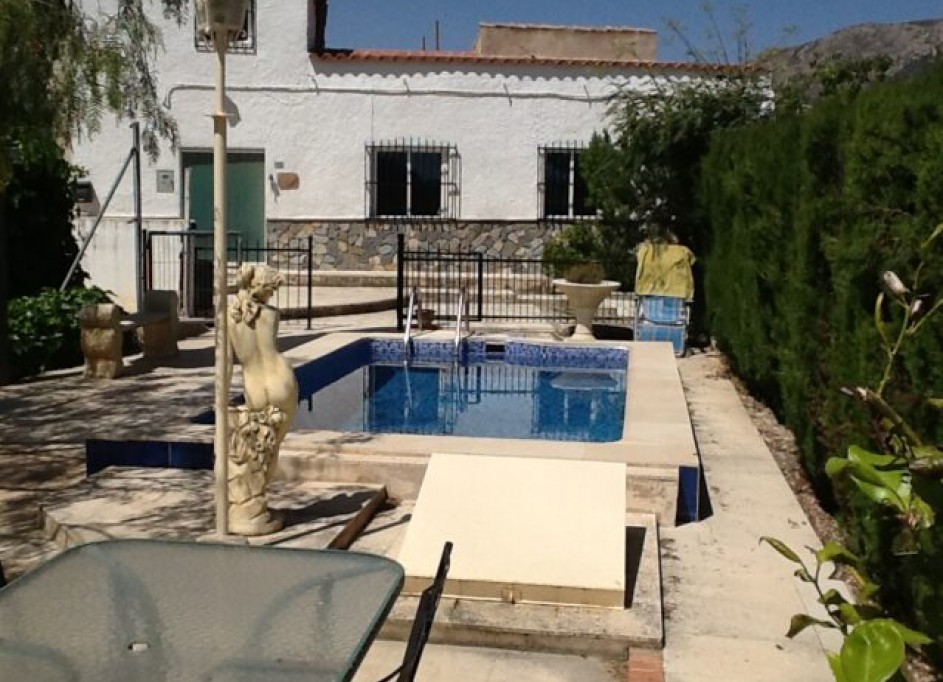 Resale - Freistehende Villa -
La Romana