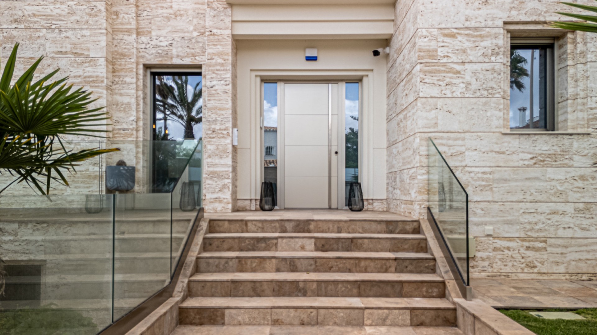 Resale - Freistehende Villa -
La Zenia - Beachside