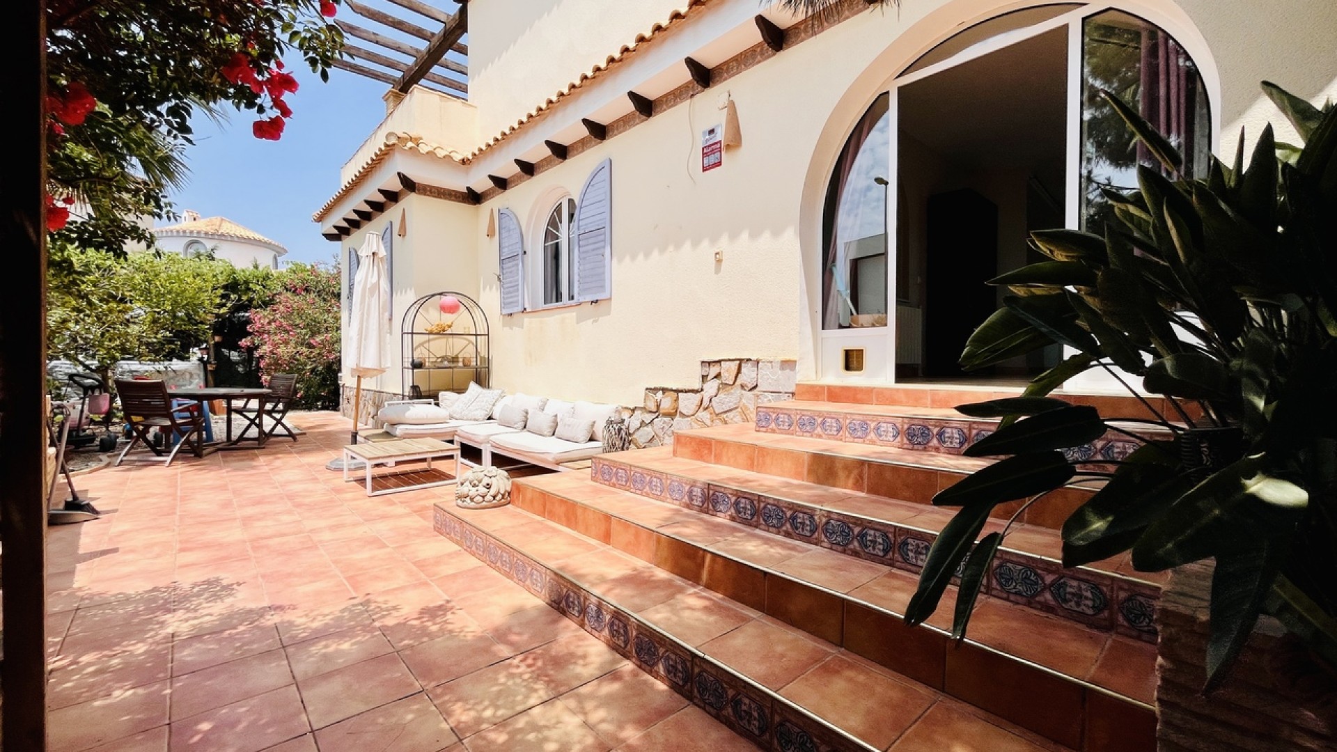 Resale - Freistehende Villa -
La Zenia