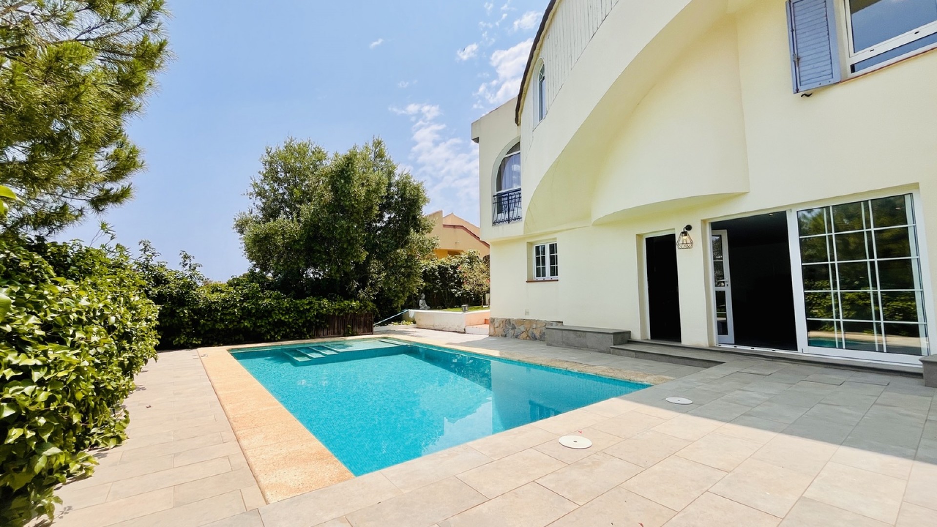 Resale - Freistehende Villa -
La Zenia