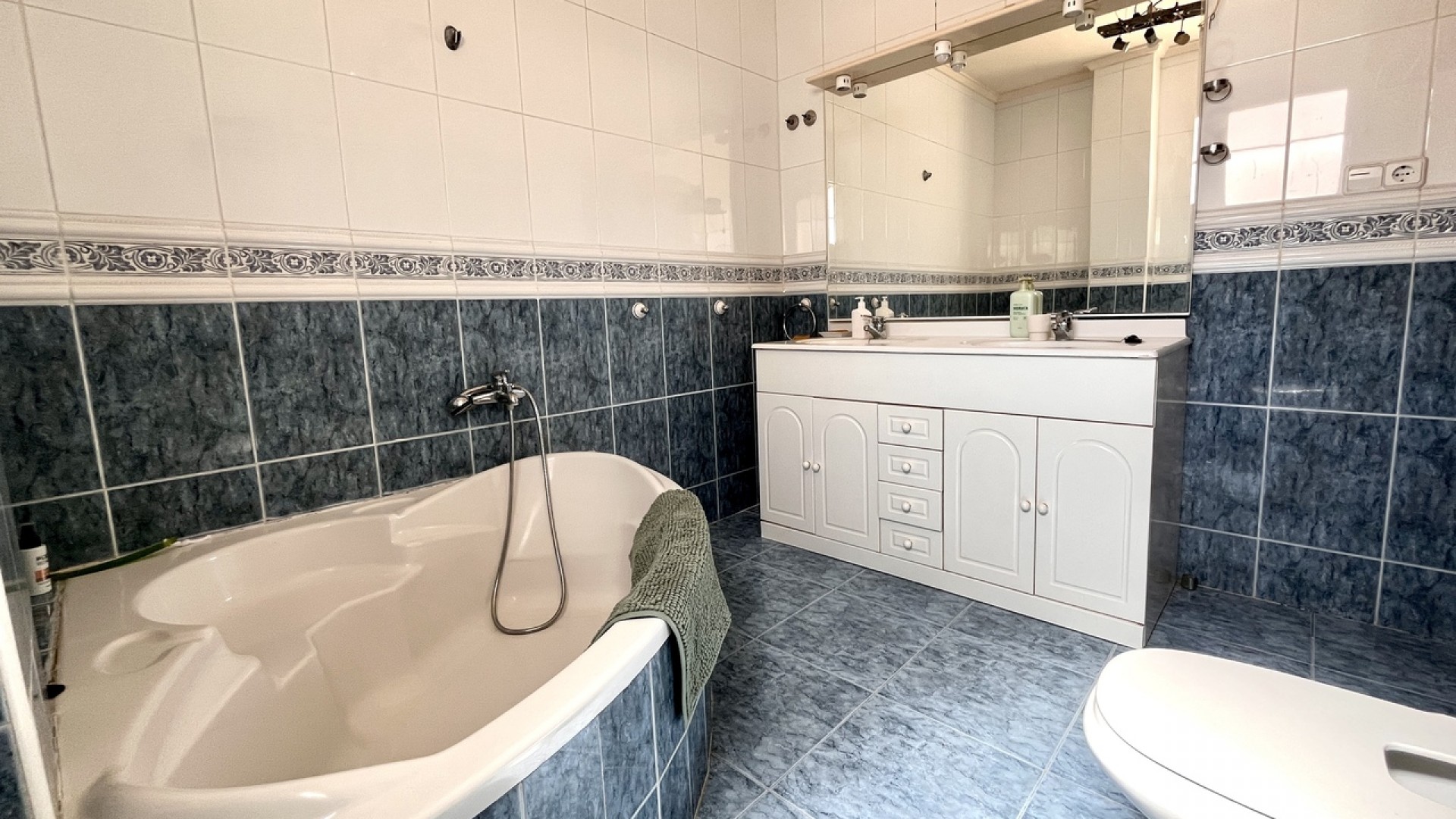 Resale - Freistehende Villa -
La Zenia