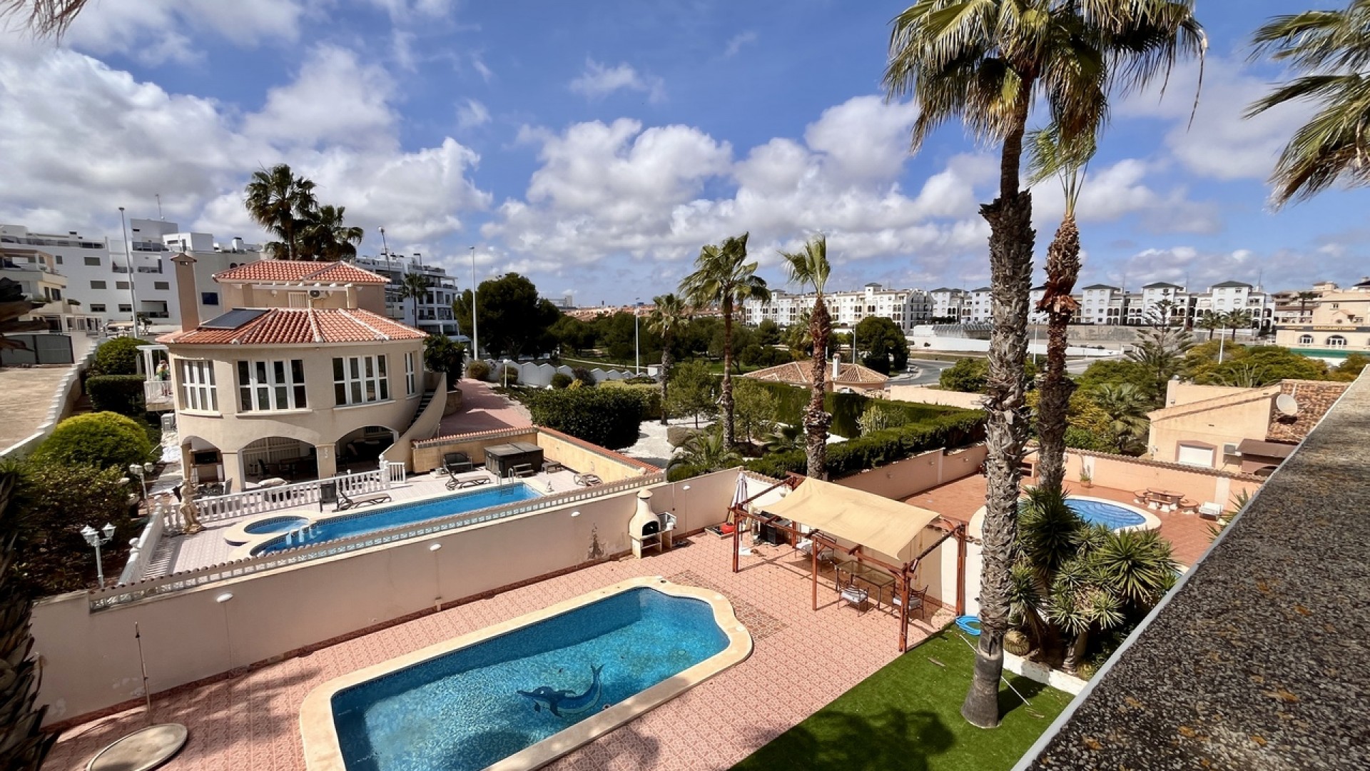 Resale - Freistehende Villa -
La Zenia