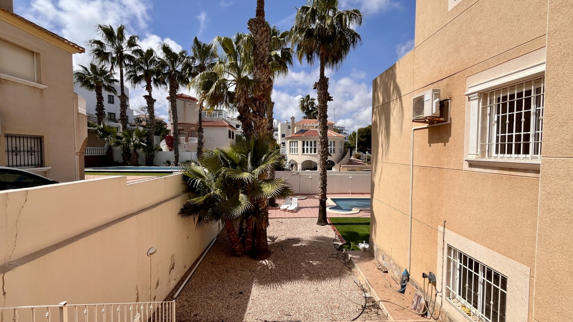 Resale - Freistehende Villa -
La Zenia