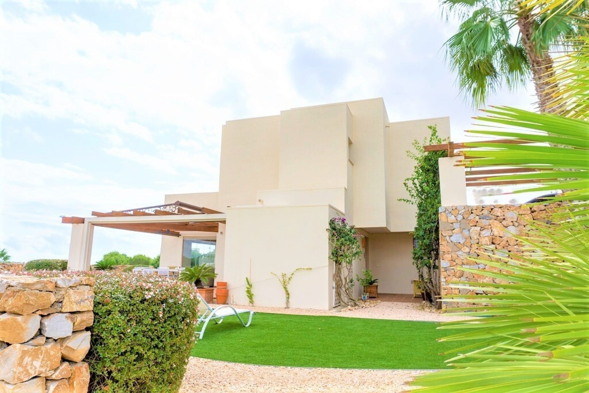 Resale - Freistehende Villa -
Las Colinas - Inland