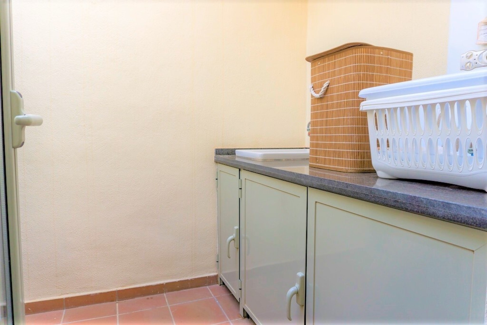 Resale - Freistehende Villa -
Las Colinas - Inland