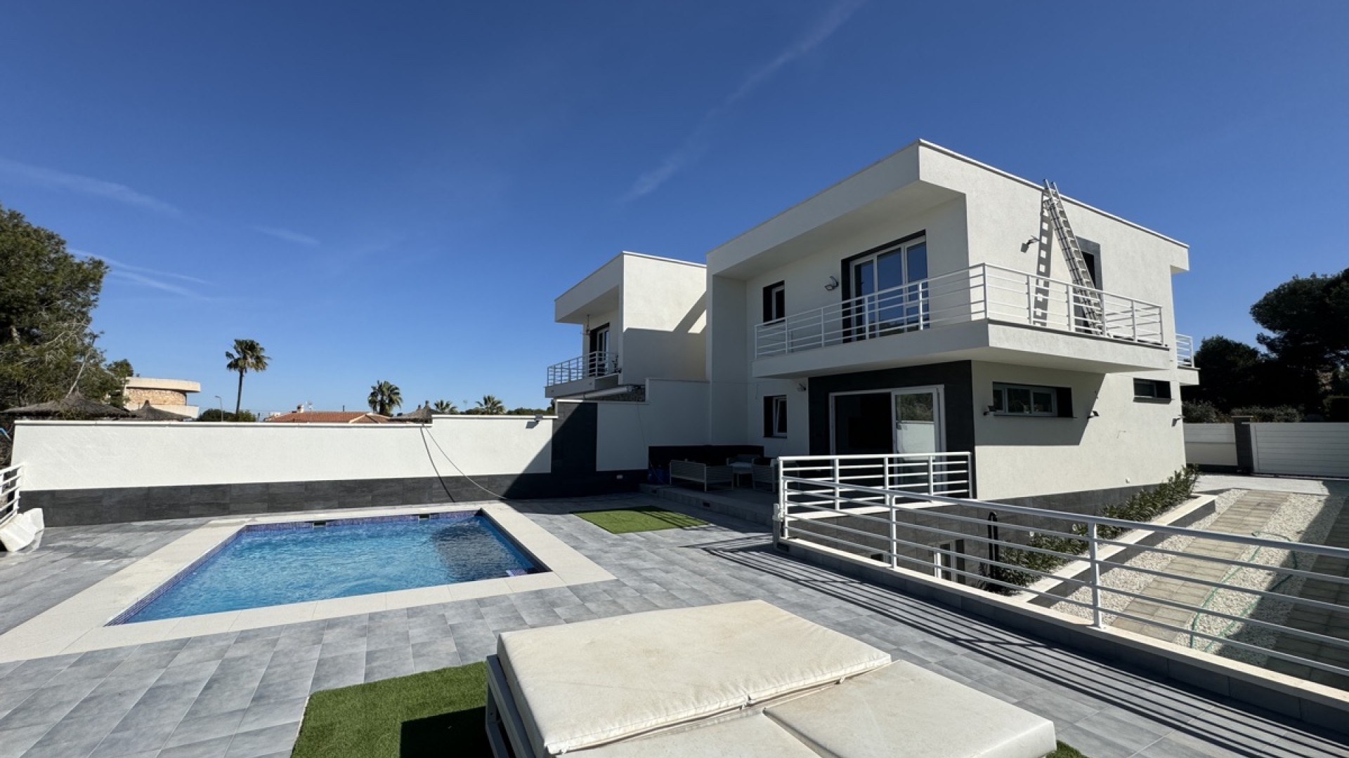 Resale - Freistehende Villa -
Los Balcones - Los Altos del Edén - Los Balcones