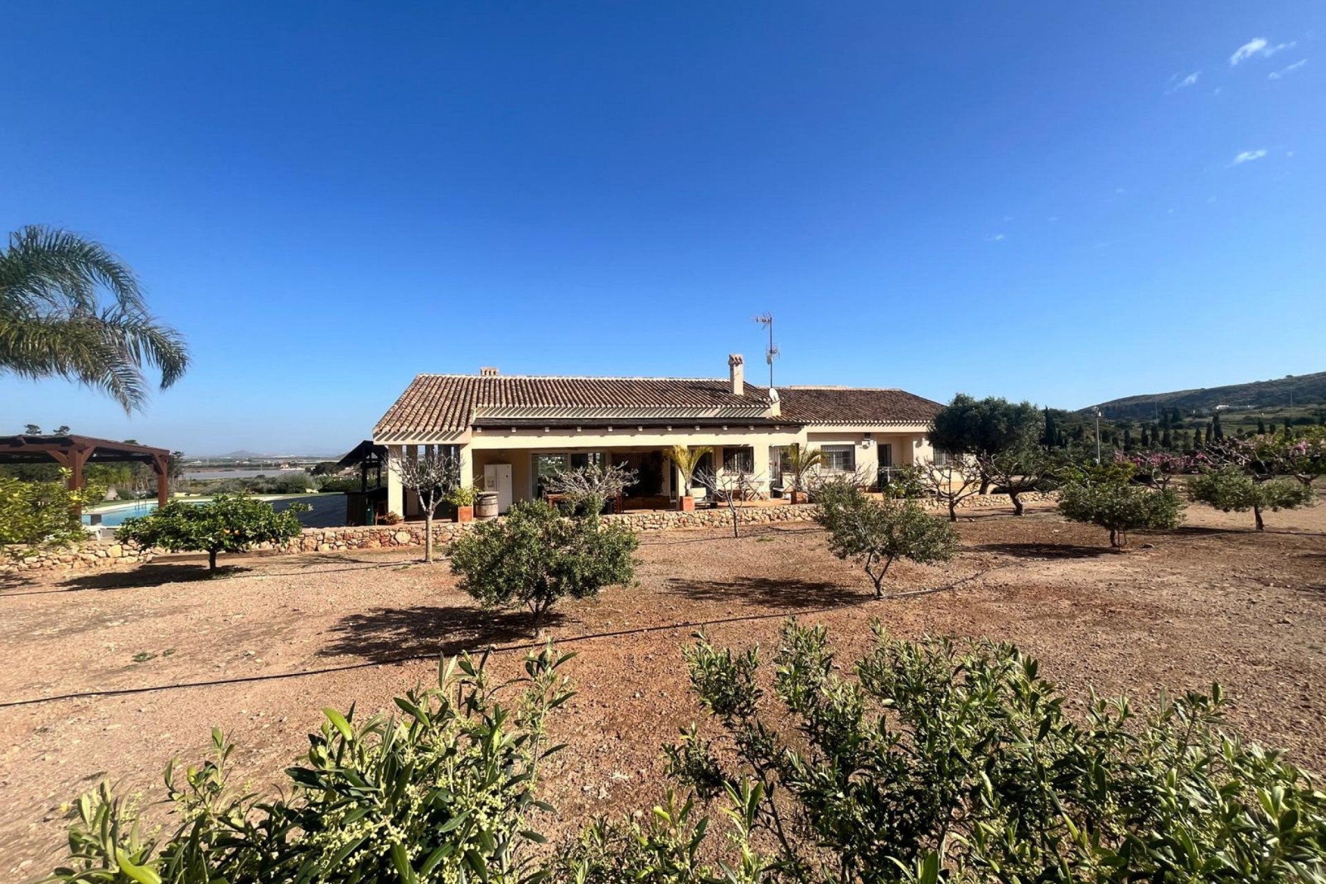 Resale - Freistehende Villa -
Los Belones - Inland
