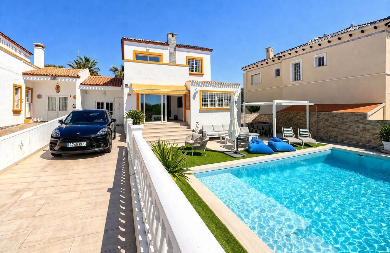 Resale - Freistehende Villa -
Los Dolses - Inland
