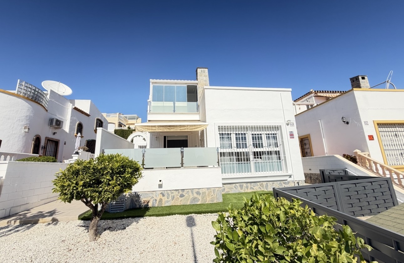 Resale - Freistehende Villa -
Los Dolses