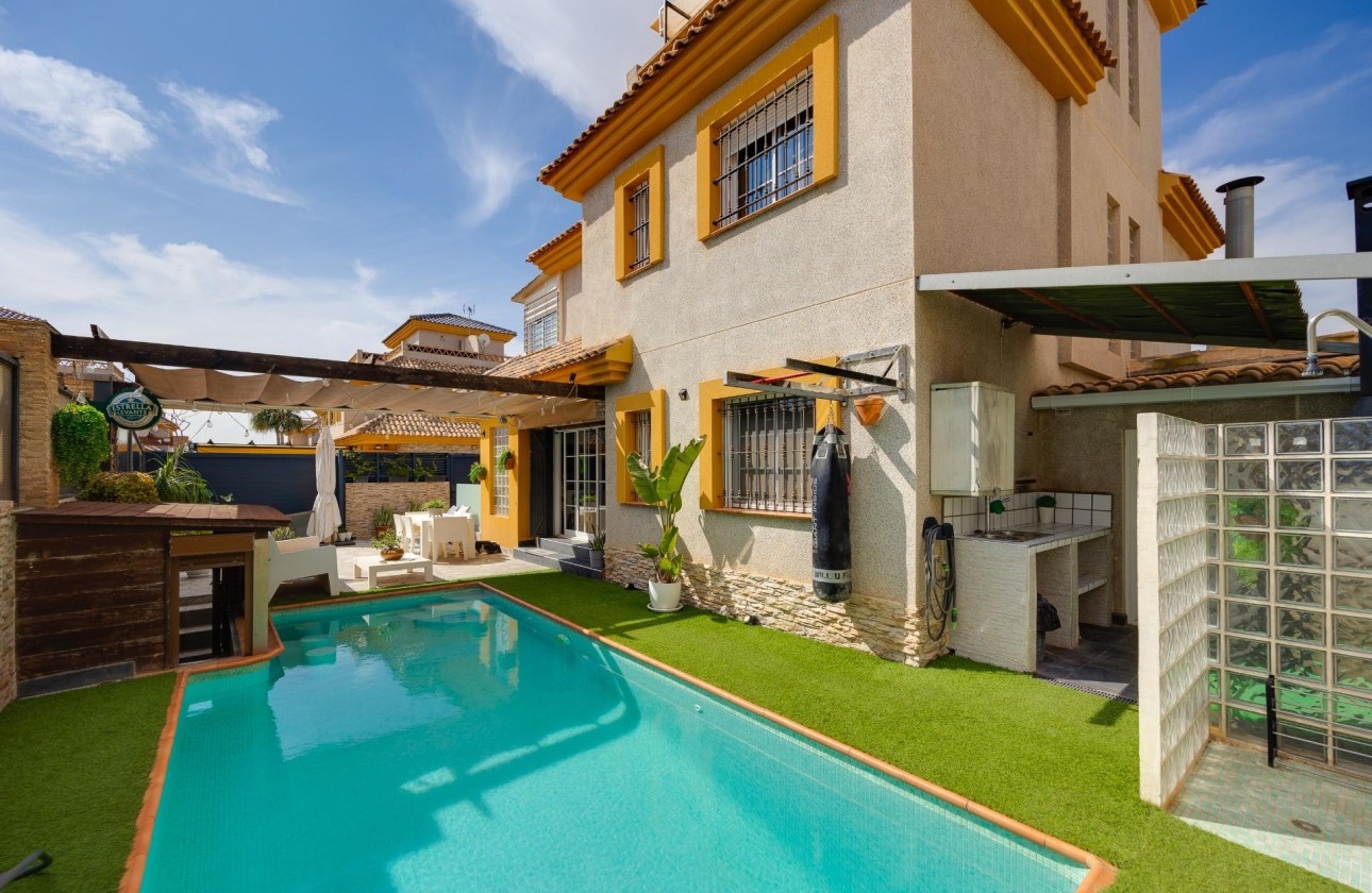 Resale - Freistehende Villa -
Los Montesinos - La Herada