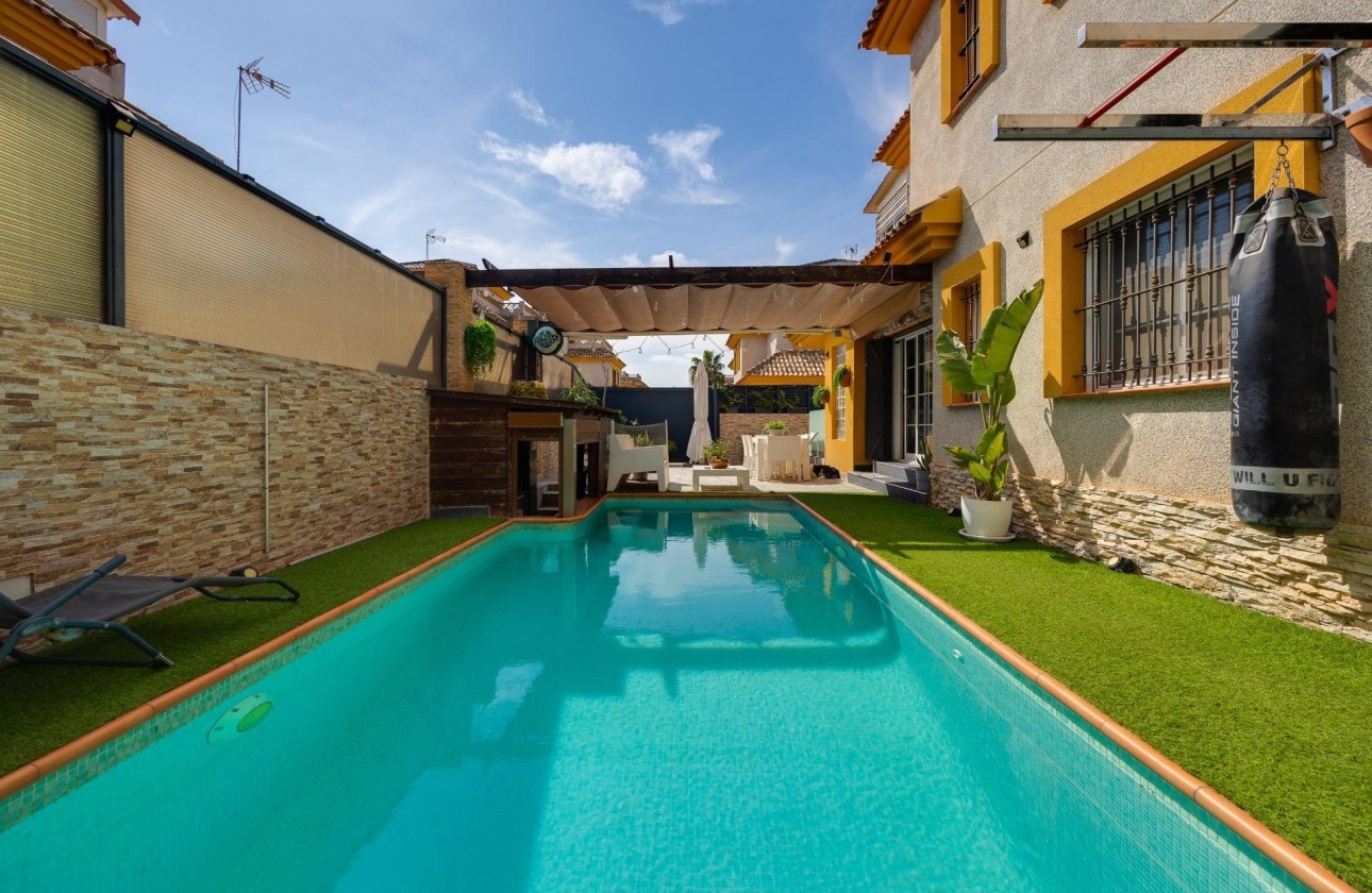 Resale - Freistehende Villa -
Los Montesinos - La Herada