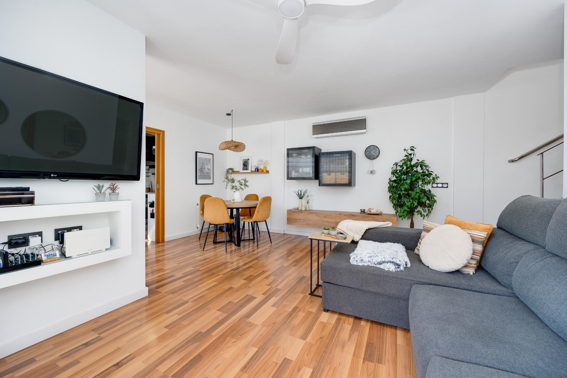 Resale - Freistehende Villa -
Los Montesinos - La Herada