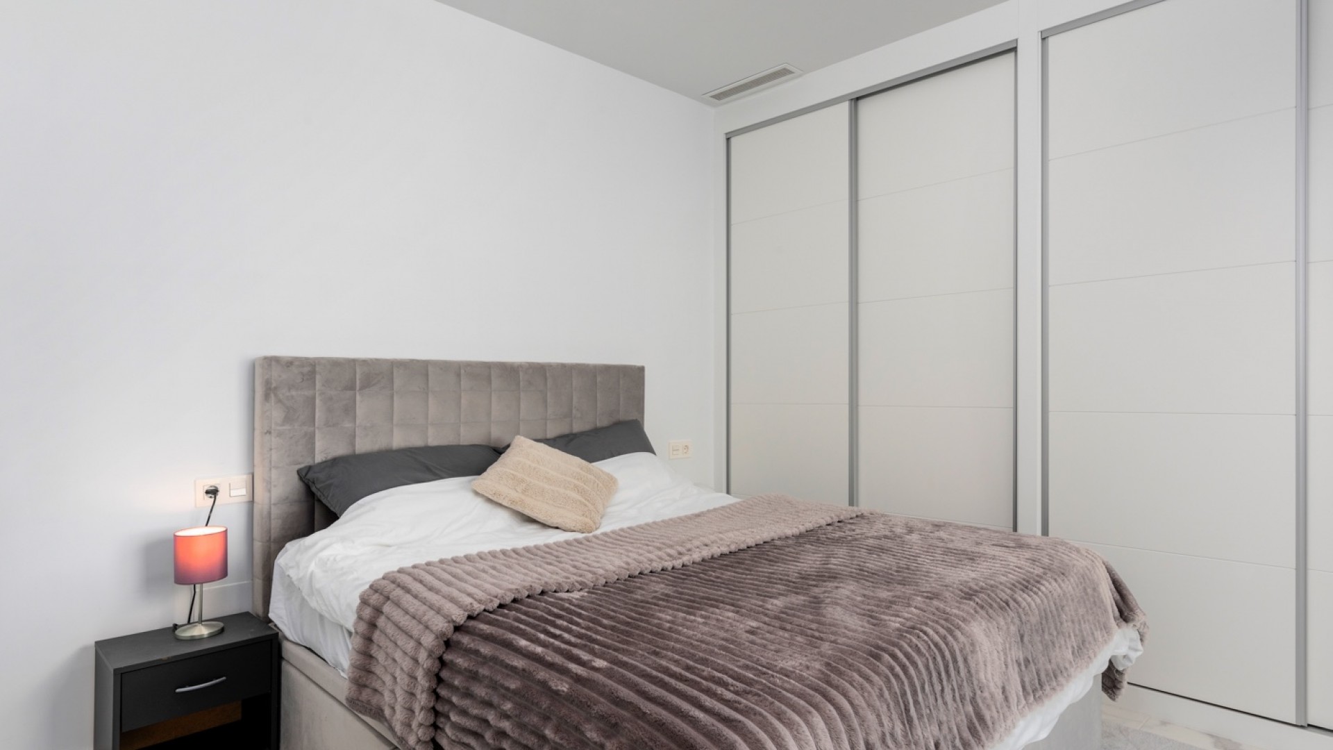 Resale - Freistehende Villa -
Los Montesinos - La Herada