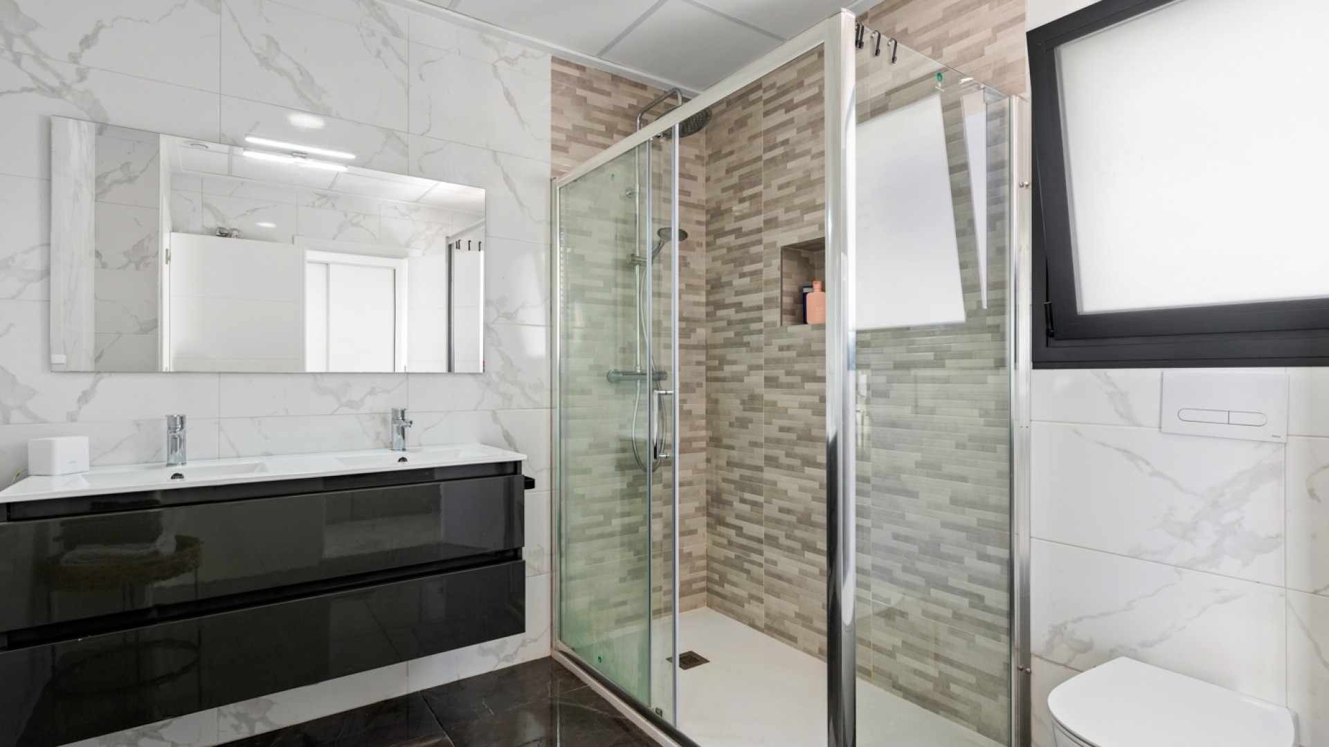 Resale - Freistehende Villa -
Los Montesinos - La Herada