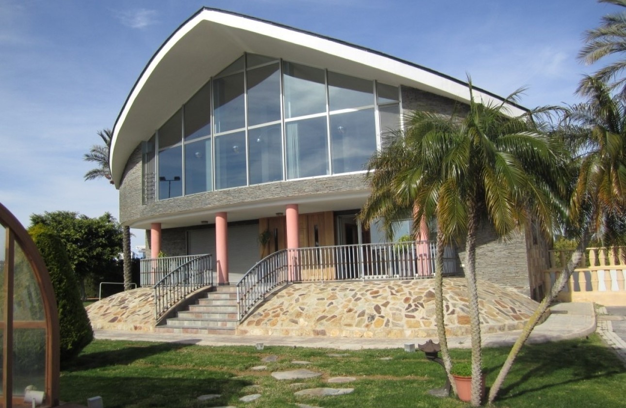 Resale - Freistehende Villa -
Los Montesinos