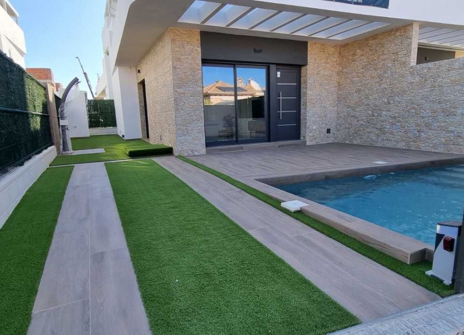 Resale - Freistehende Villa -
Los Montesinos