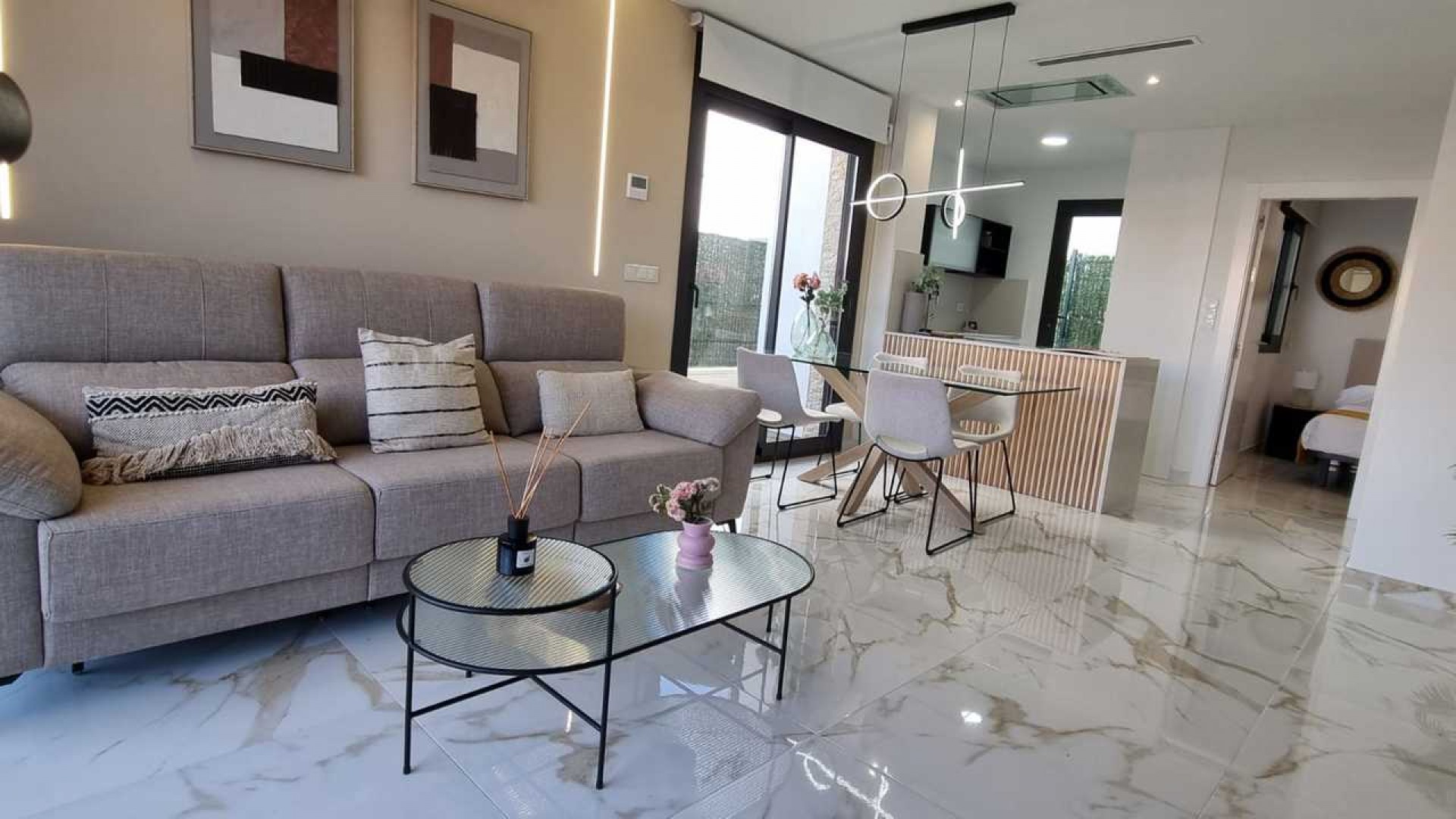 Resale - Freistehende Villa -
Los Montesinos