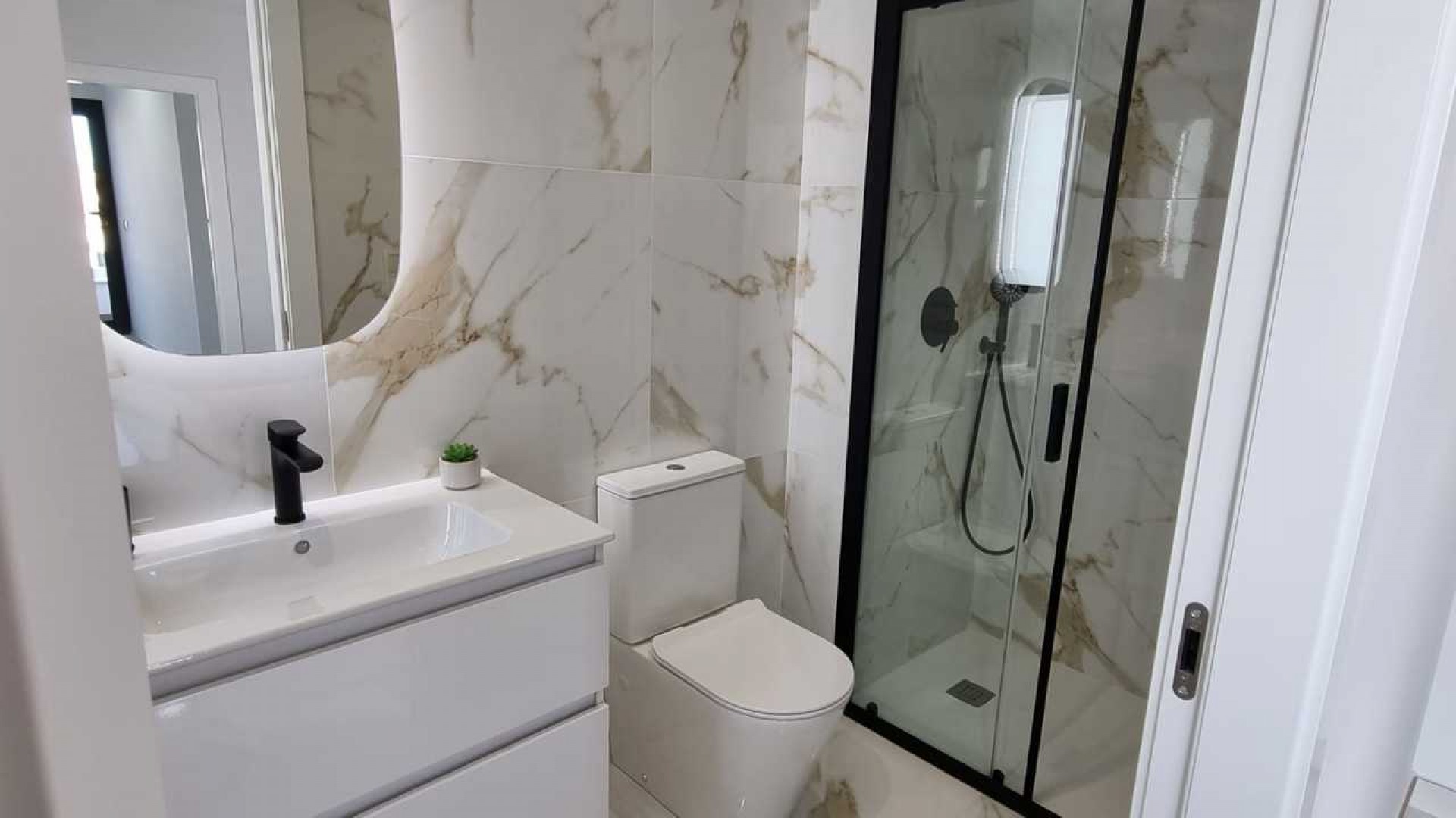 Resale - Freistehende Villa -
Los Montesinos