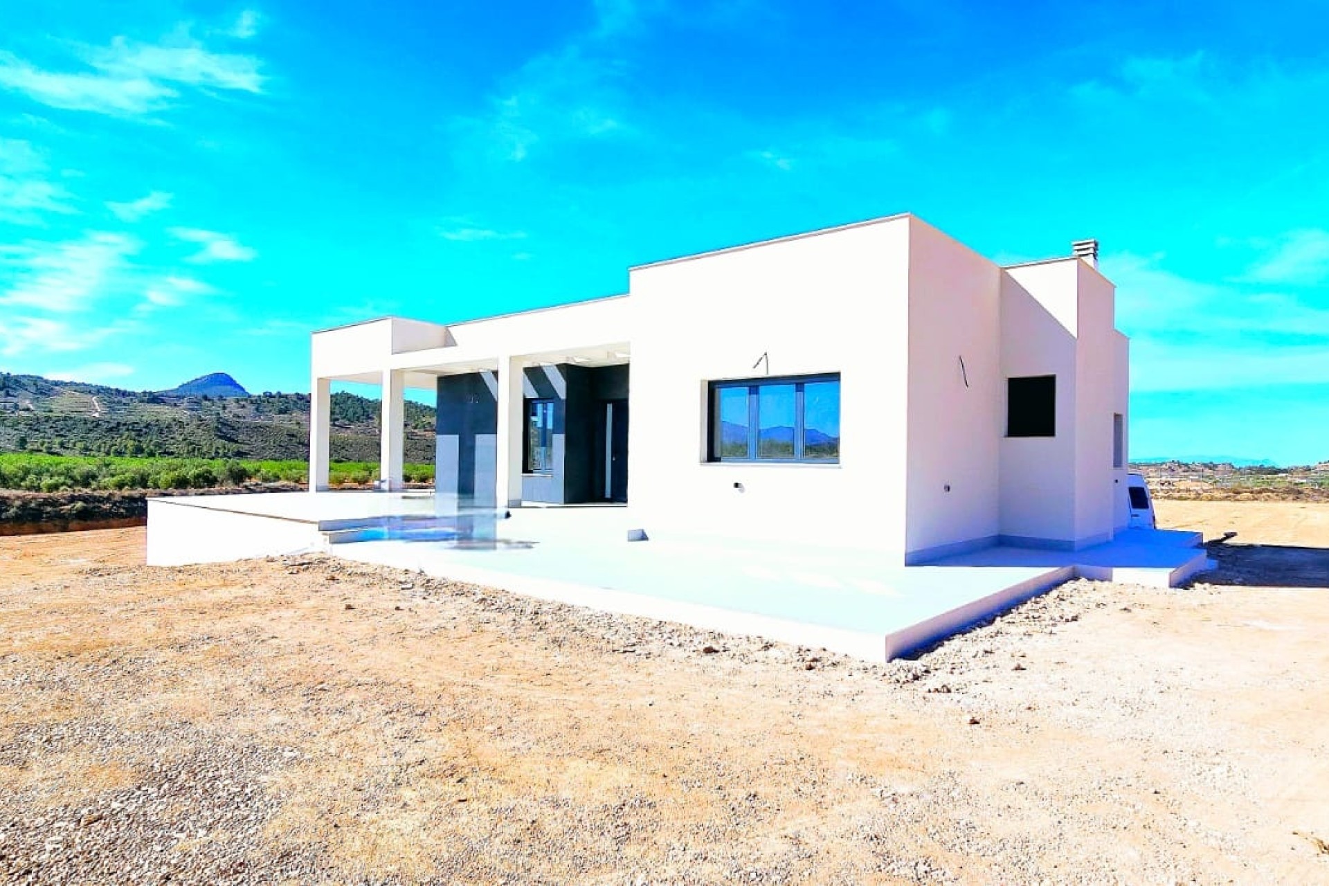 Resale - Freistehende Villa -
Macisvenda - Inland