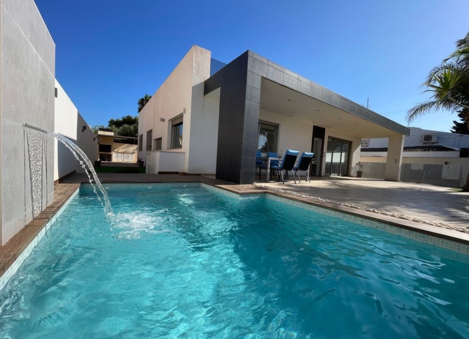 Resale - Freistehende Villa -
Mar de Cristal