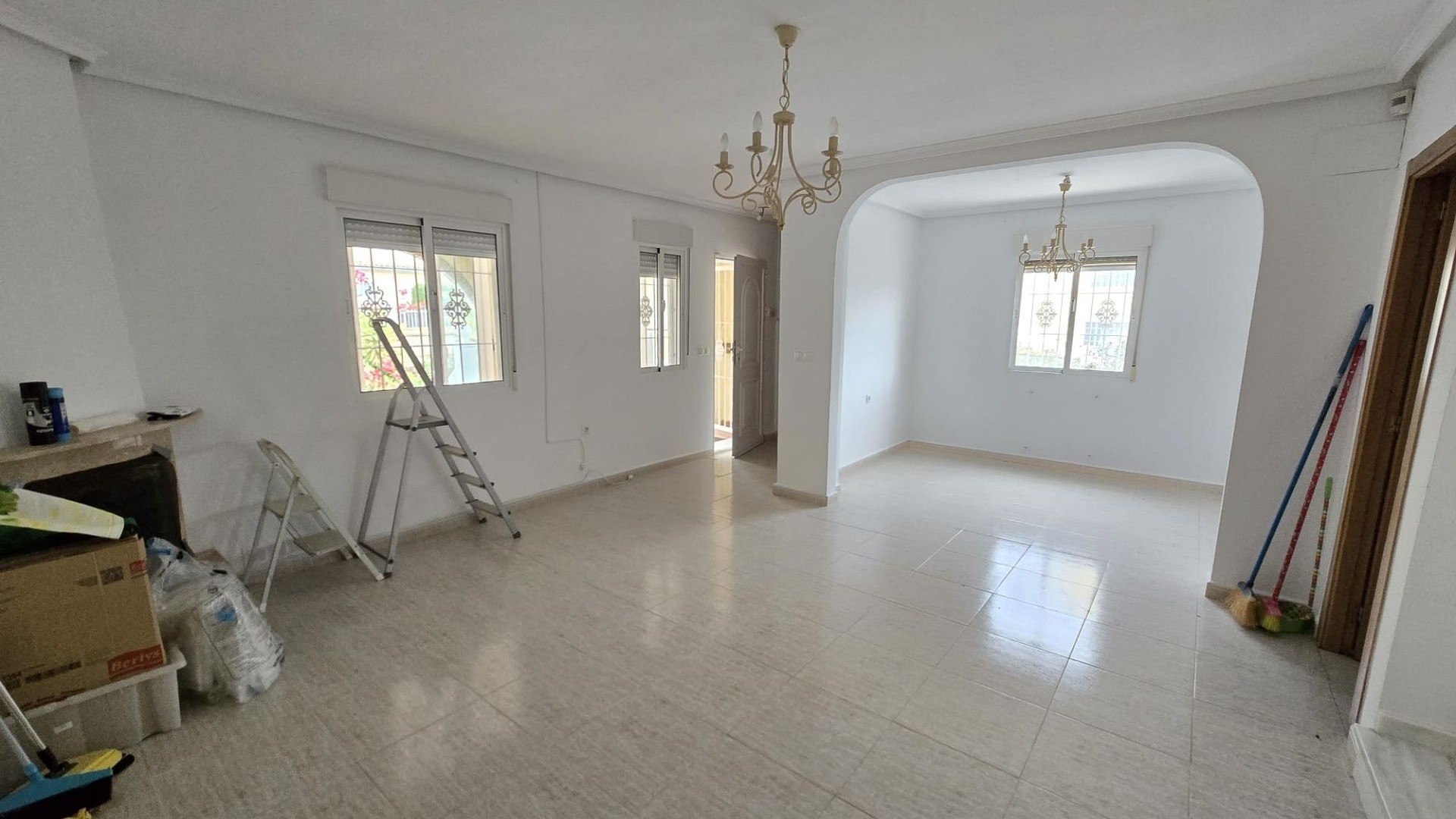 Resale - Freistehende Villa -
Monforte del Cid