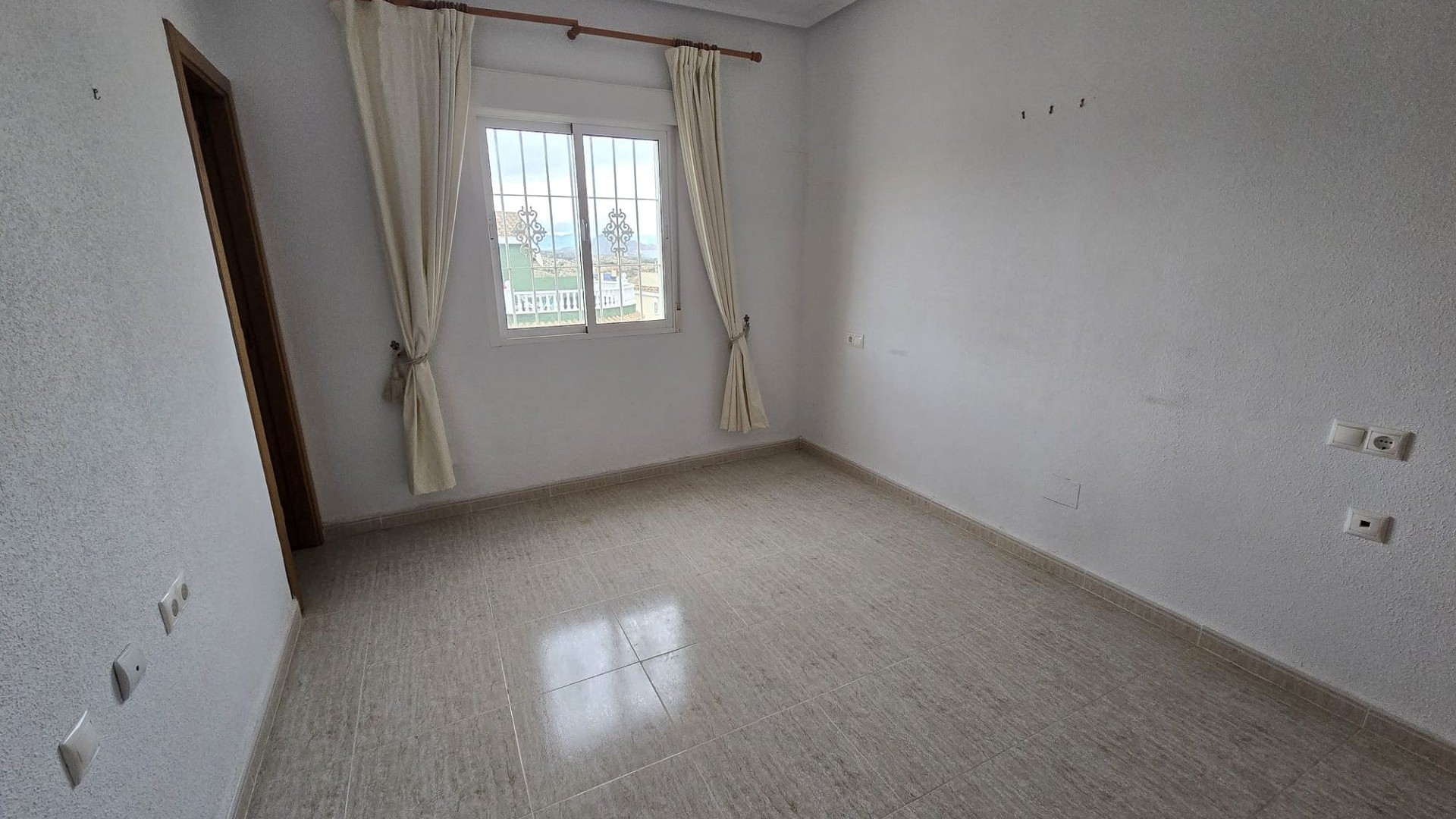 Resale - Freistehende Villa -
Monforte del Cid