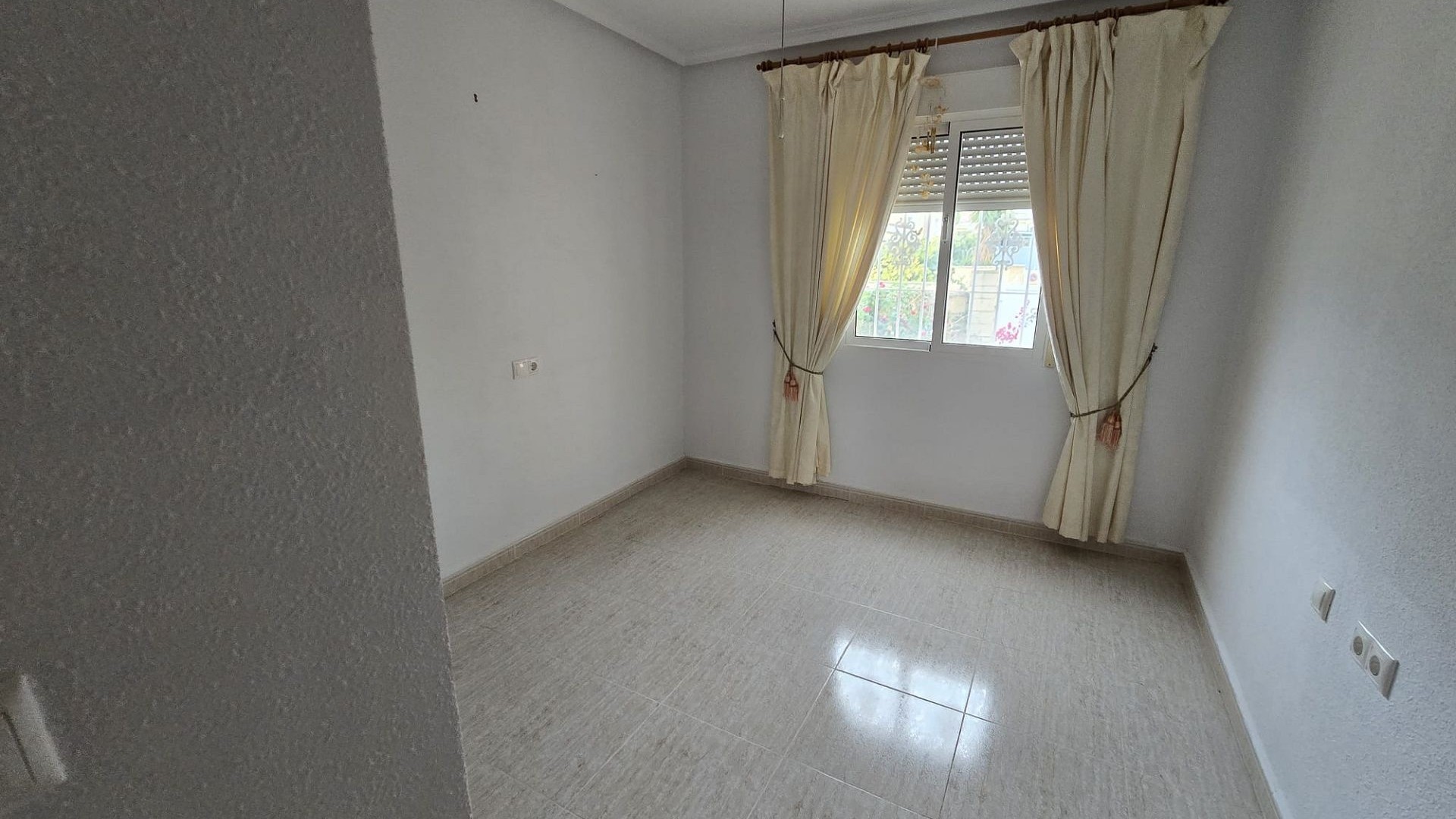 Resale - Freistehende Villa -
Monforte del Cid