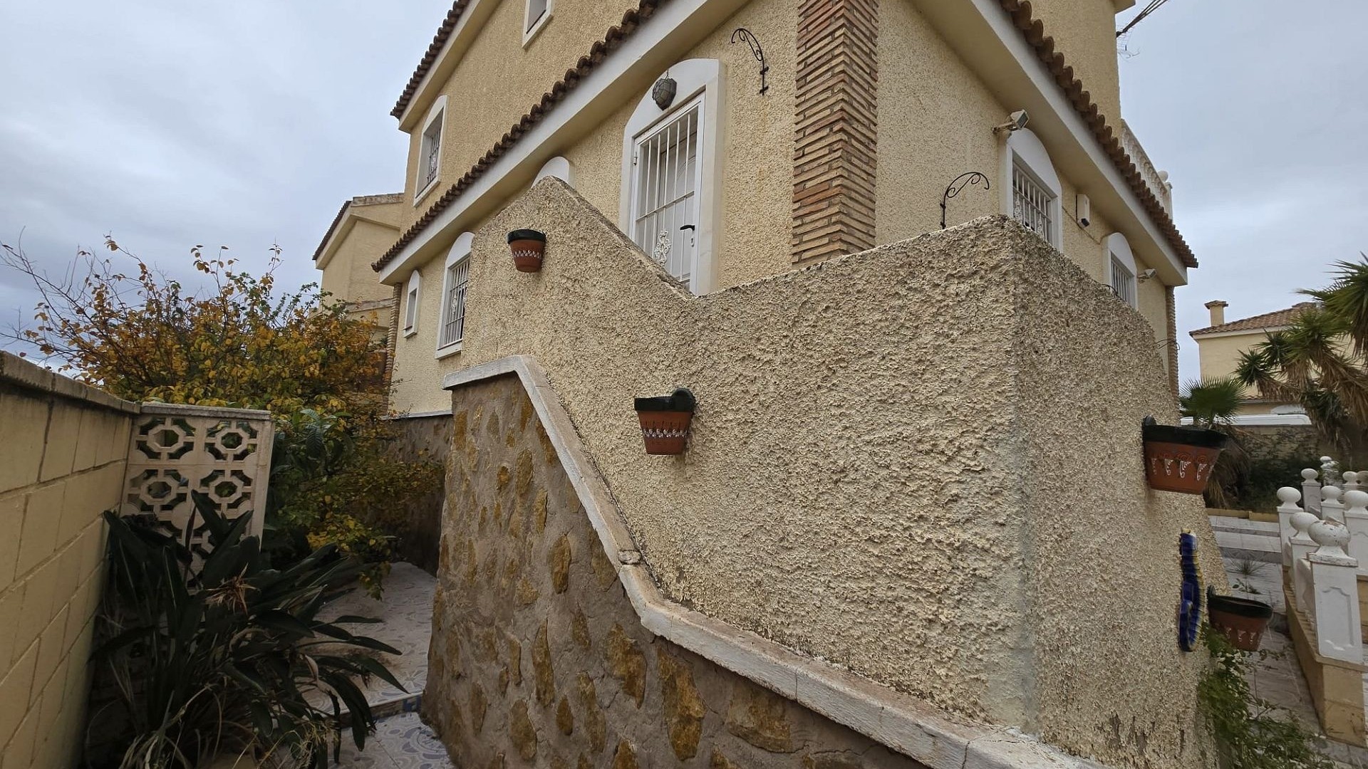 Resale - Freistehende Villa -
Monforte del Cid