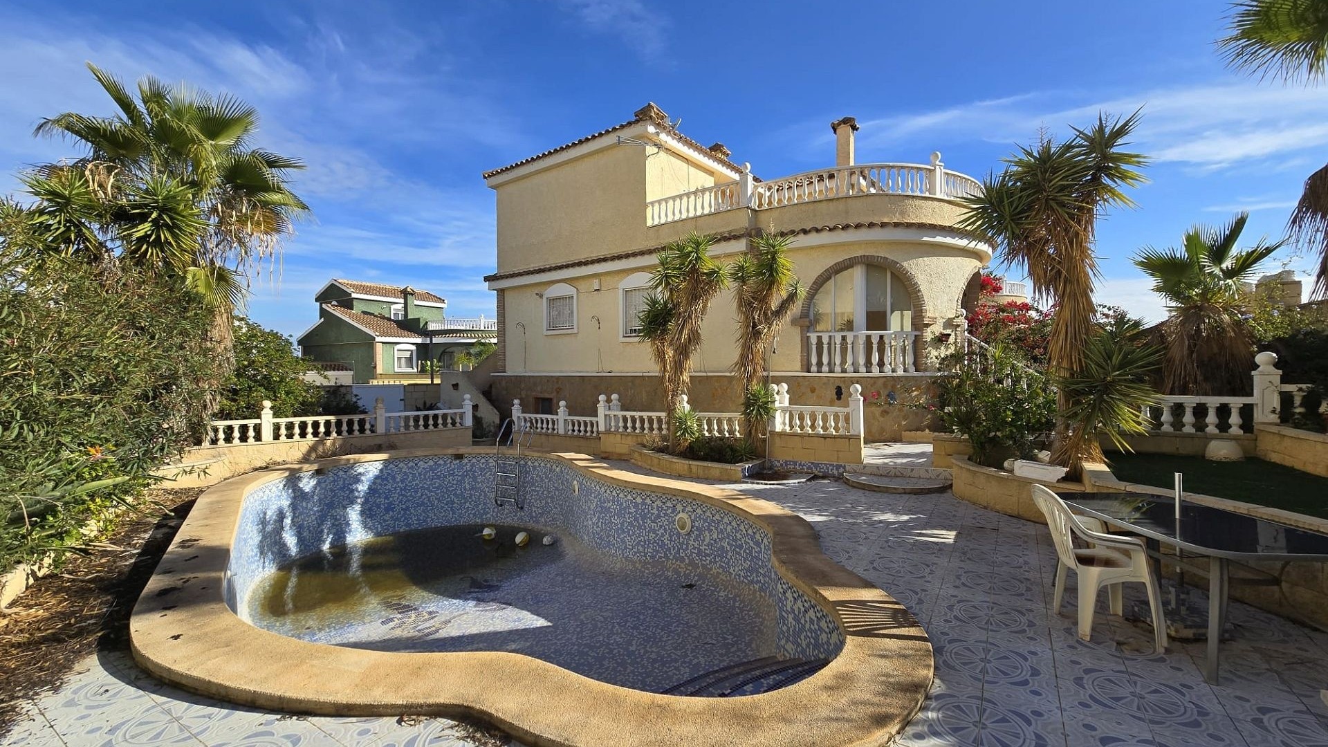 Resale - Freistehende Villa -
Monforte del Cid