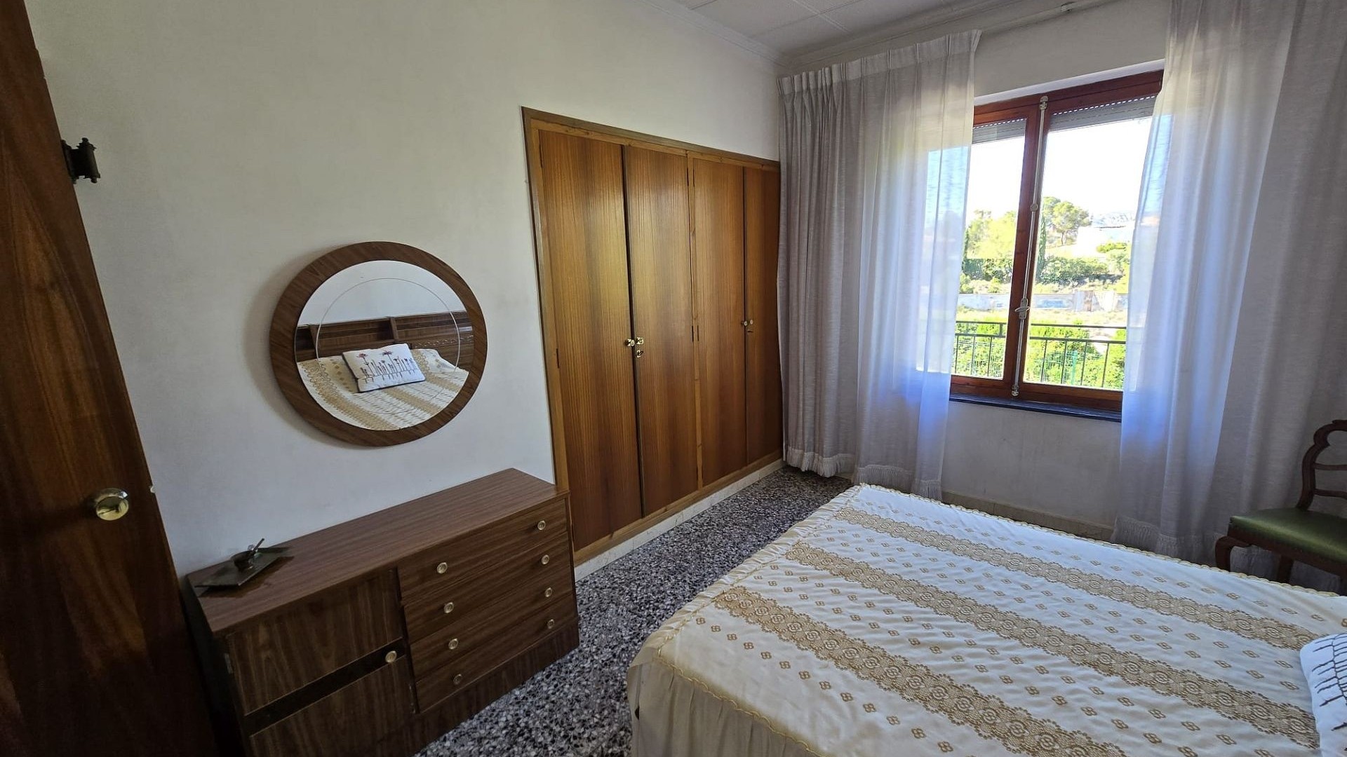 Resale - Freistehende Villa -
Monóvar