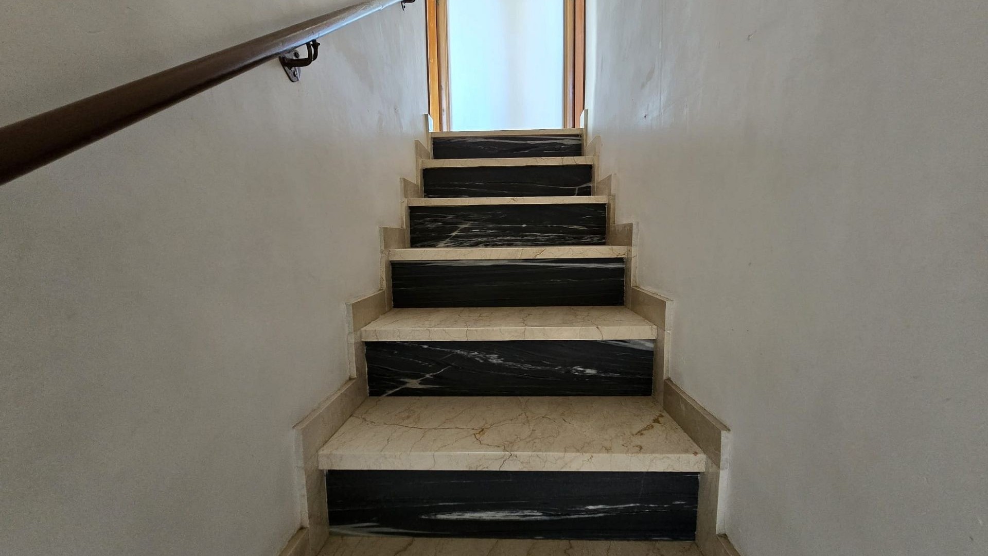 Resale - Freistehende Villa -
Monóvar